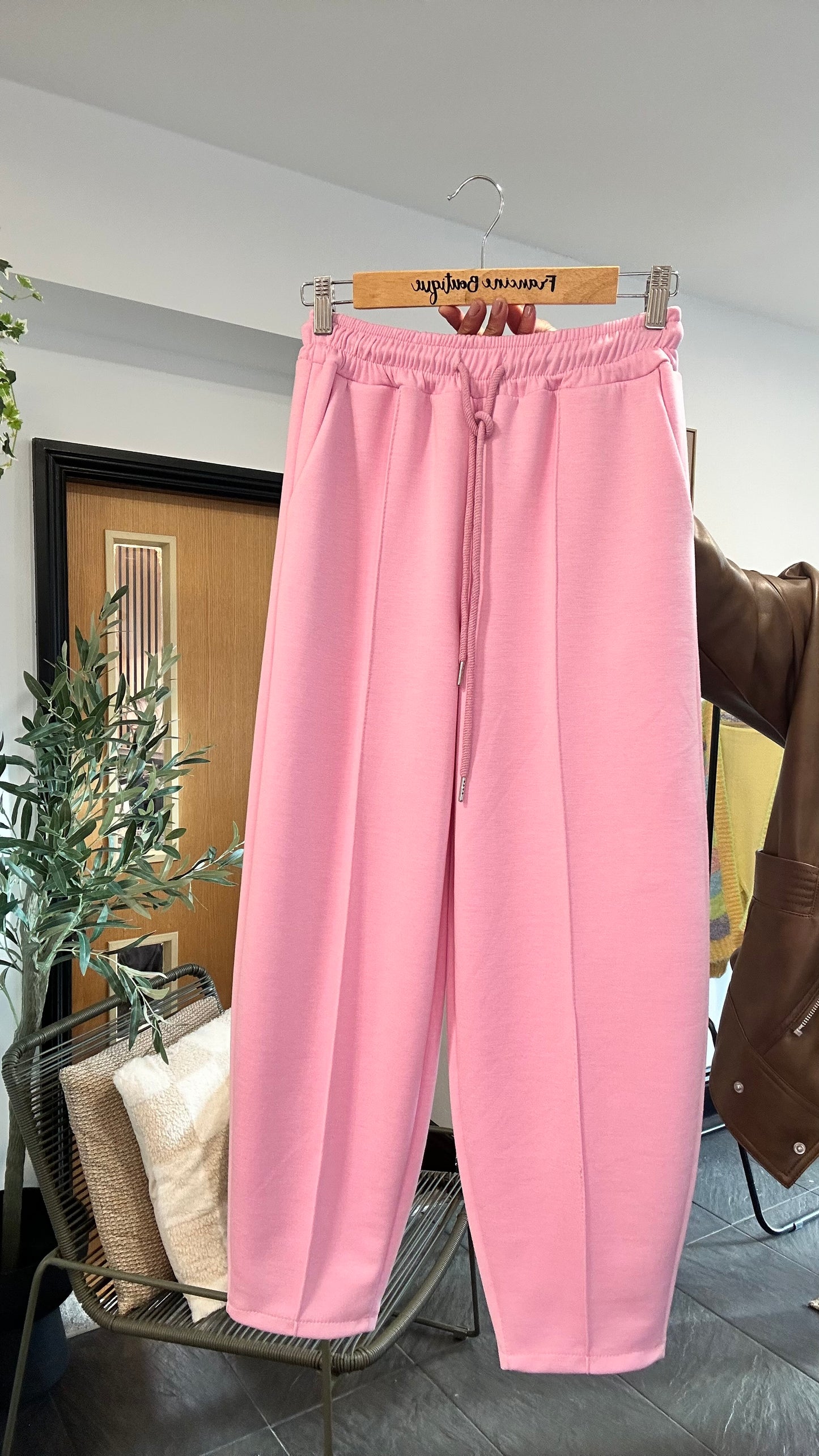 SALE POLLY BARREL LEG PONTE JOGGERS PINK *New