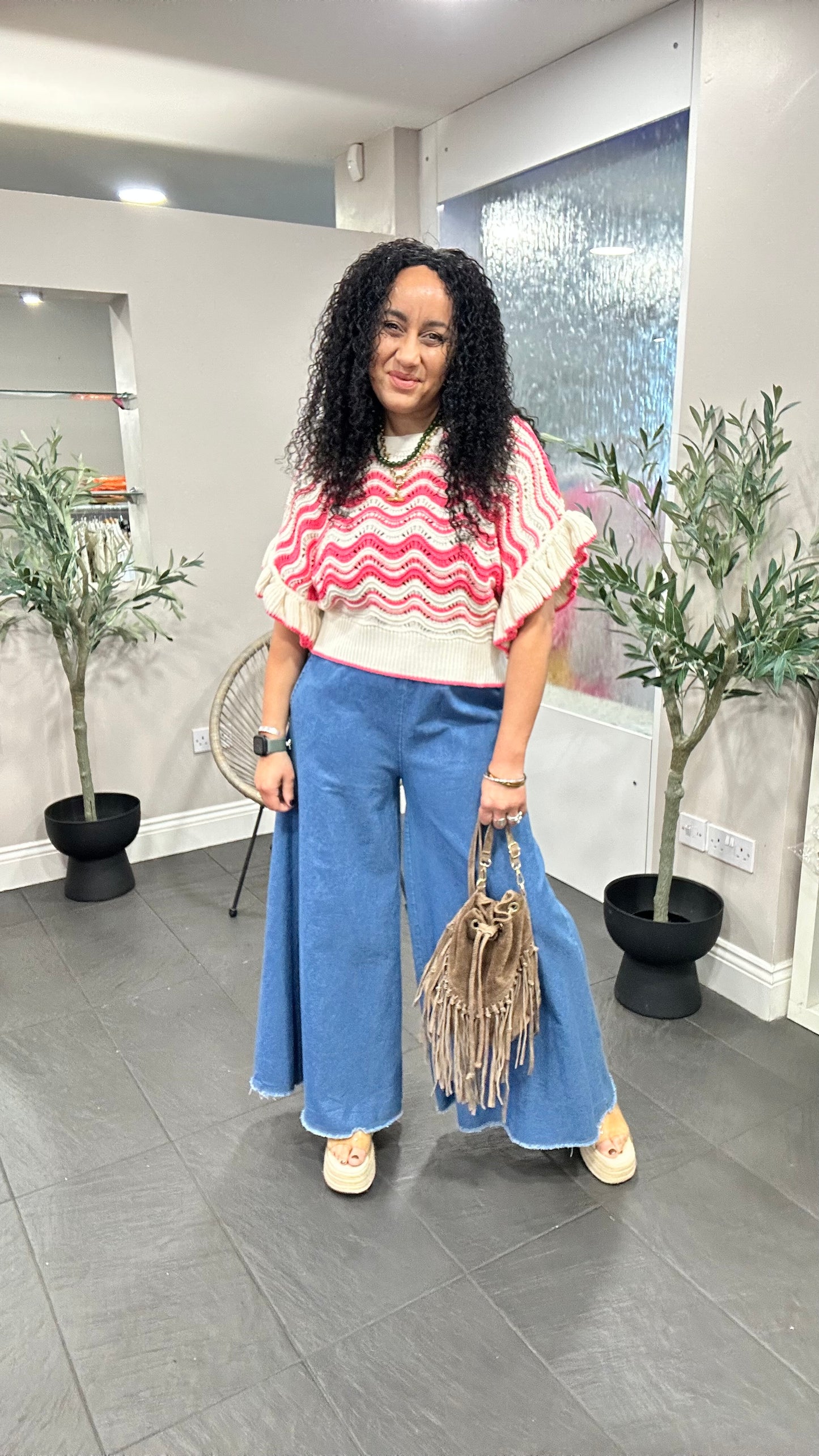 SALE WAVERTREE FRILL SLEEVE CROCHET KNITWEAR CORAL
