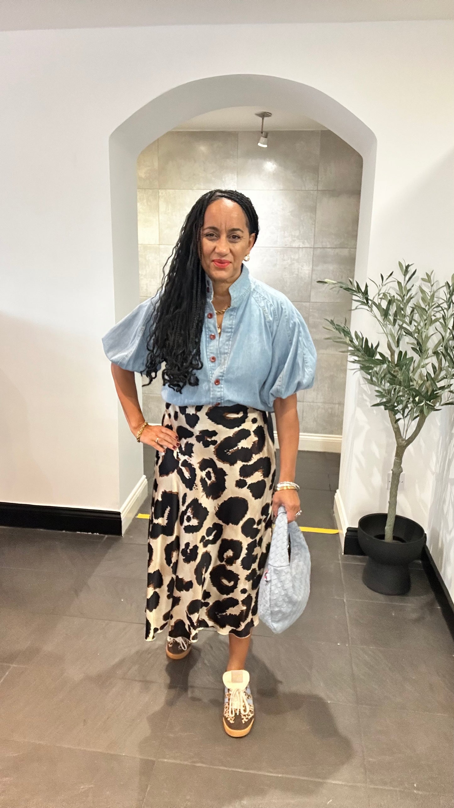 ELLEN DENIM BLOUSE *New & Trending