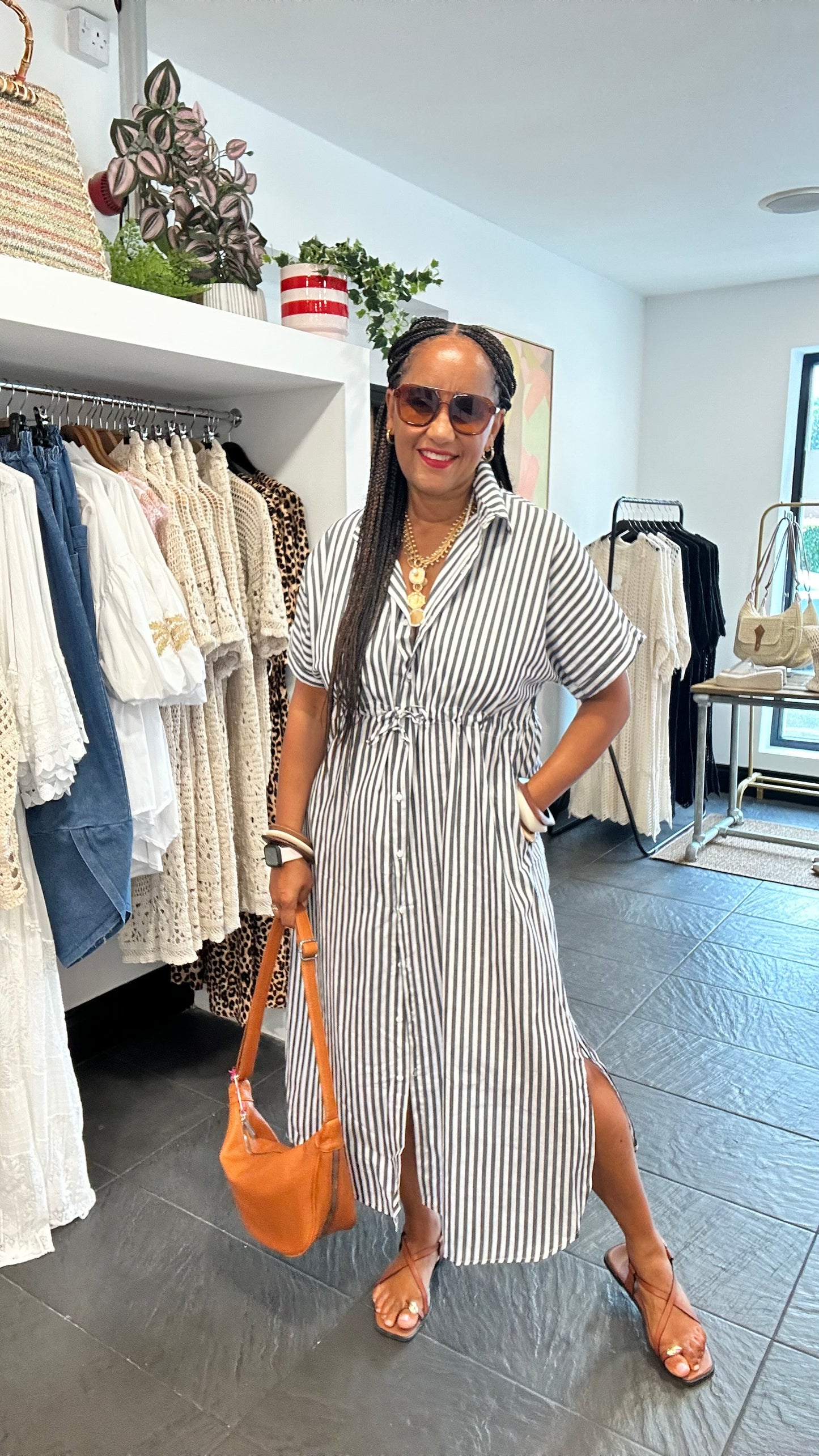 SALONE SHIRT DRESS CHARCOAL & WHITE *New