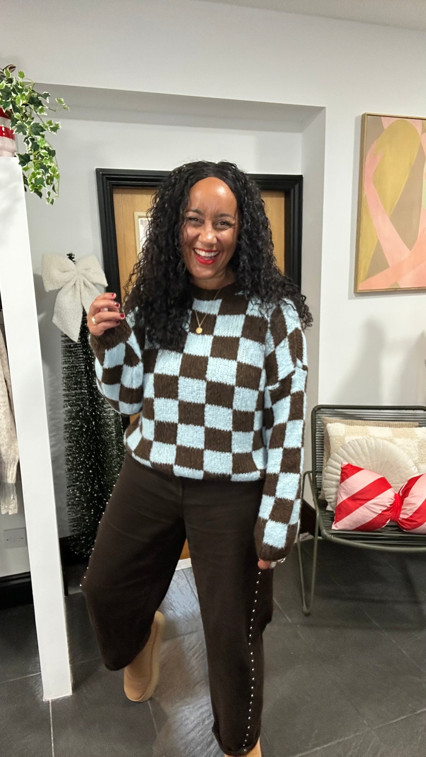 CHECKERBOARD KNIT SKY BLUE & BROWN *New