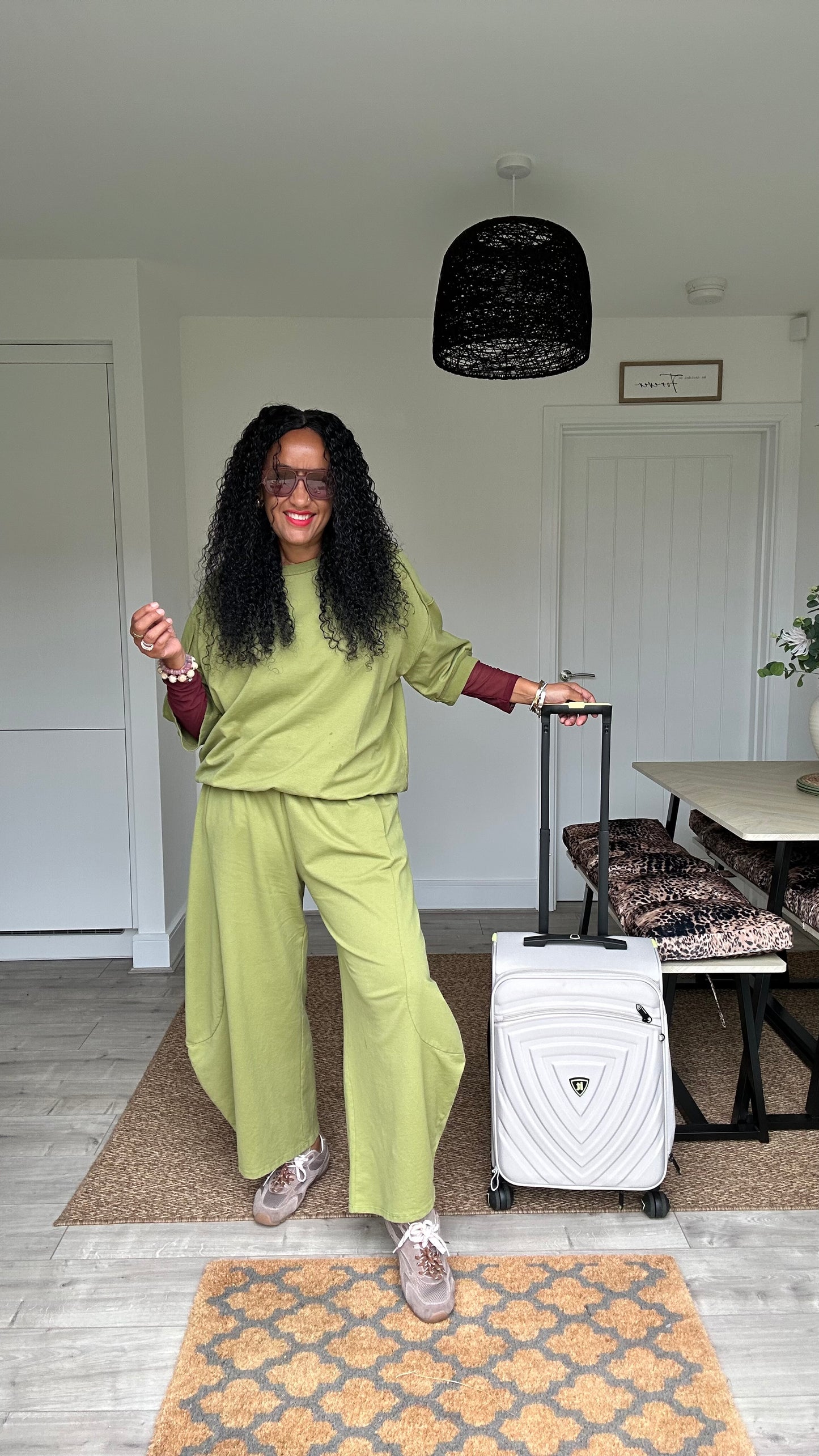 DEBORAH SWEAT TOP LIME GREEN *NEW