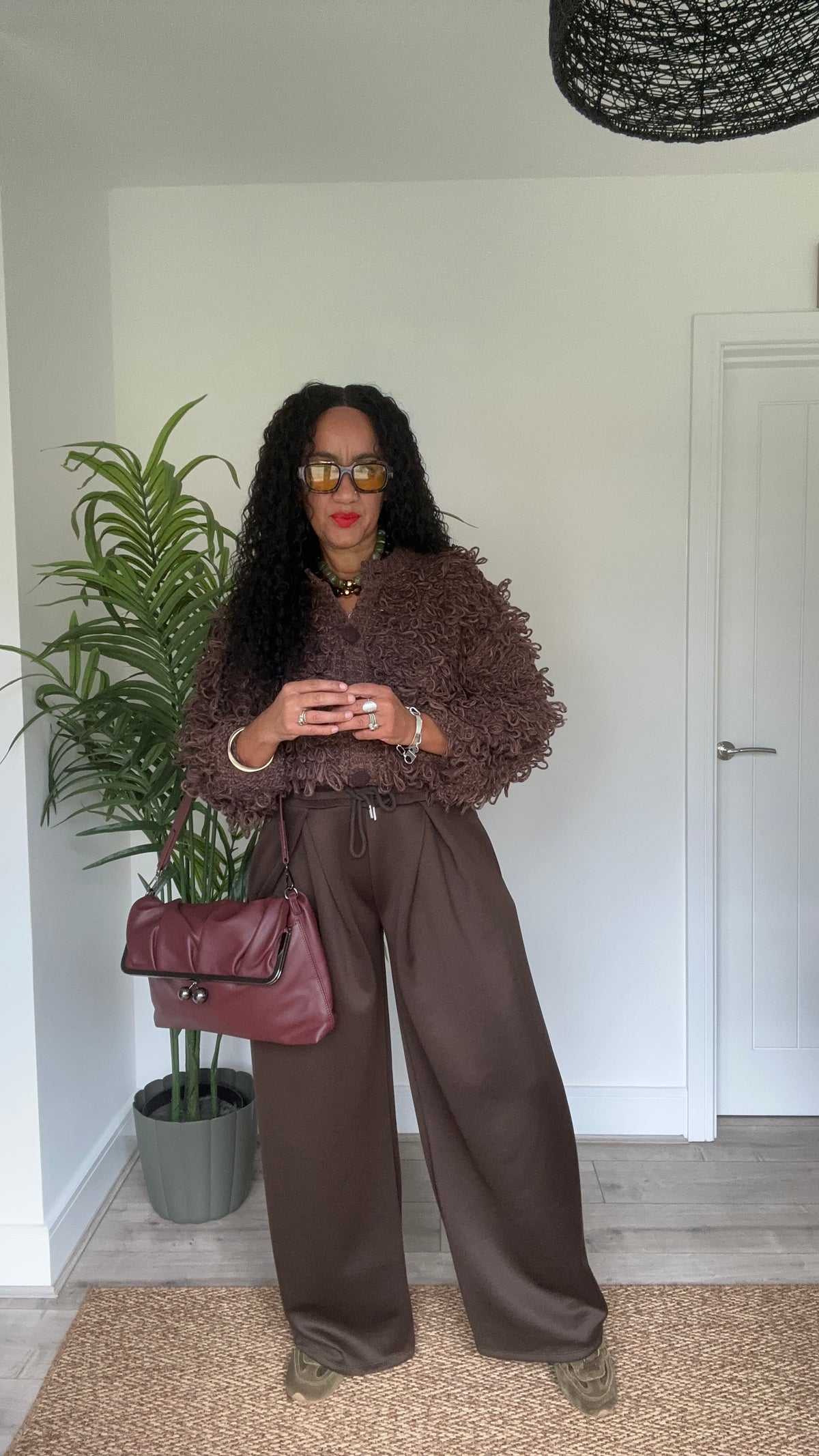 EVERYDAY WIDE LEG JOGGERS BROWN *New