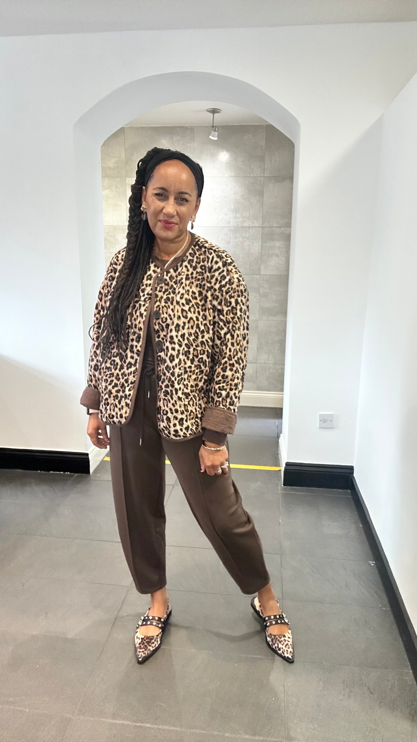 REVERSIBLE LEOPARD DIAMOND QUILTED JACKET CHOCOLATE *New