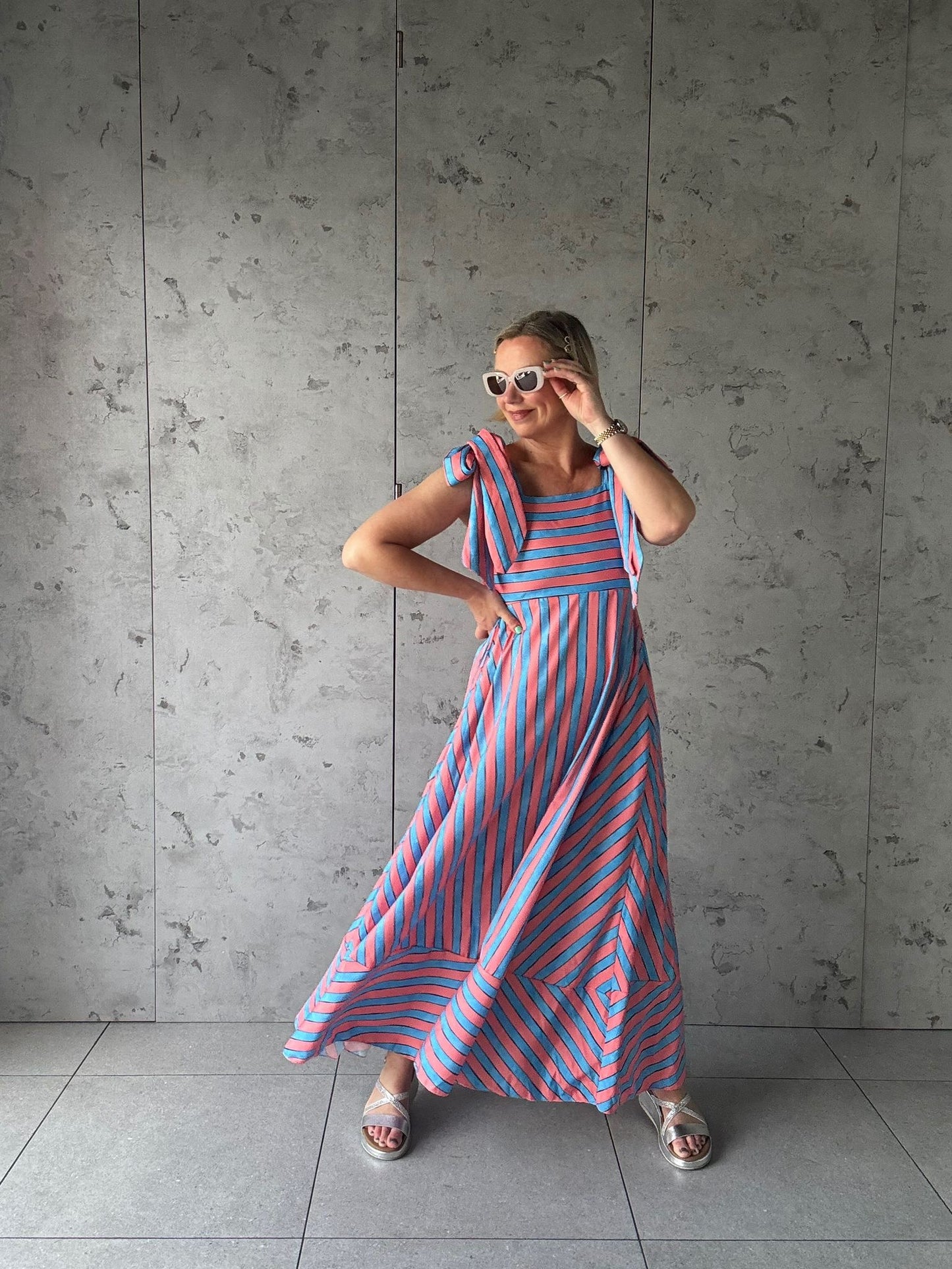 SALE SAMMI BOLD STRIPE MAXI DRESS PINK & BLUE