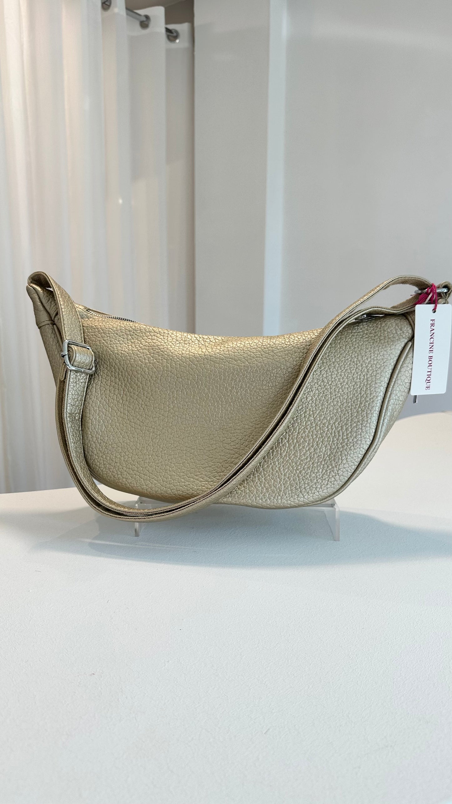 FAUX LEATHER BUM BAG GOLD *New