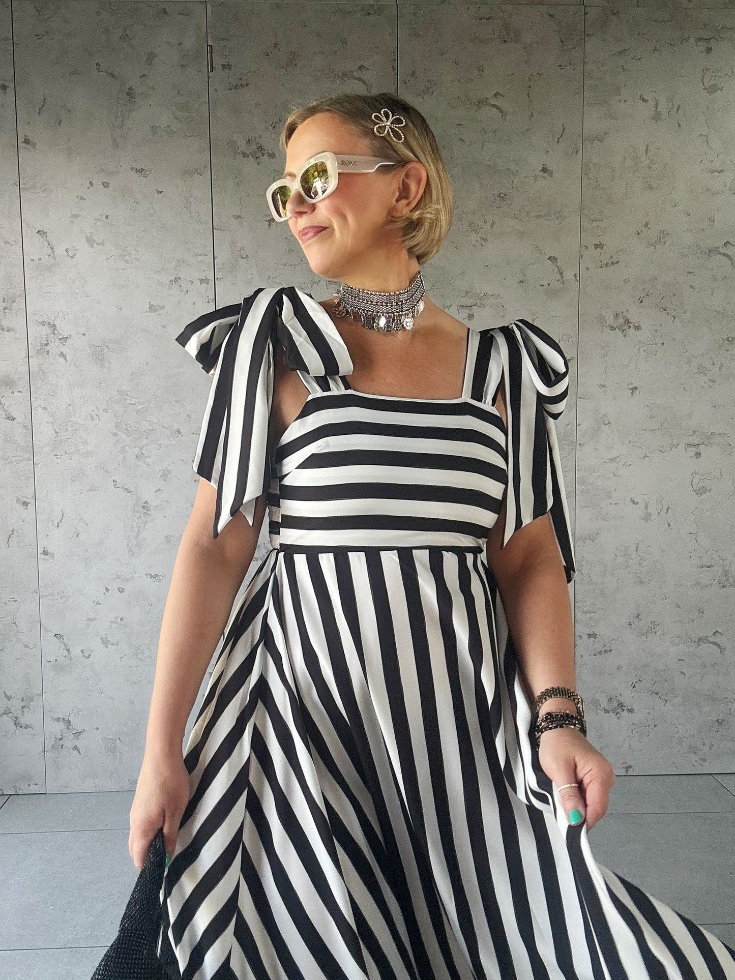 SALE SAMMI BOLD STRIPE MAXI DRESS BLACK & WHITE