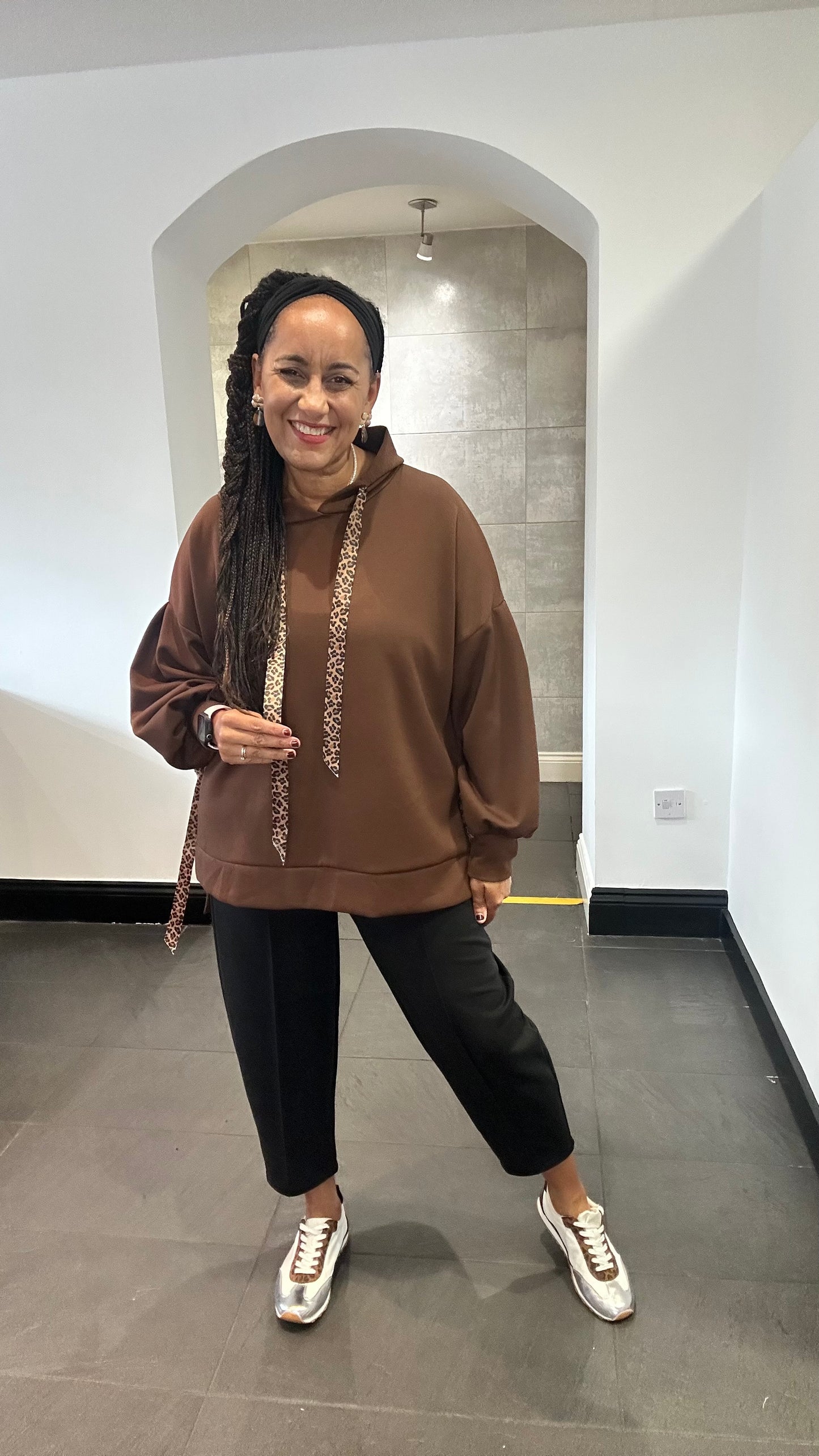 CAMILLA HOODIE CHOCOLATE BROWN *New