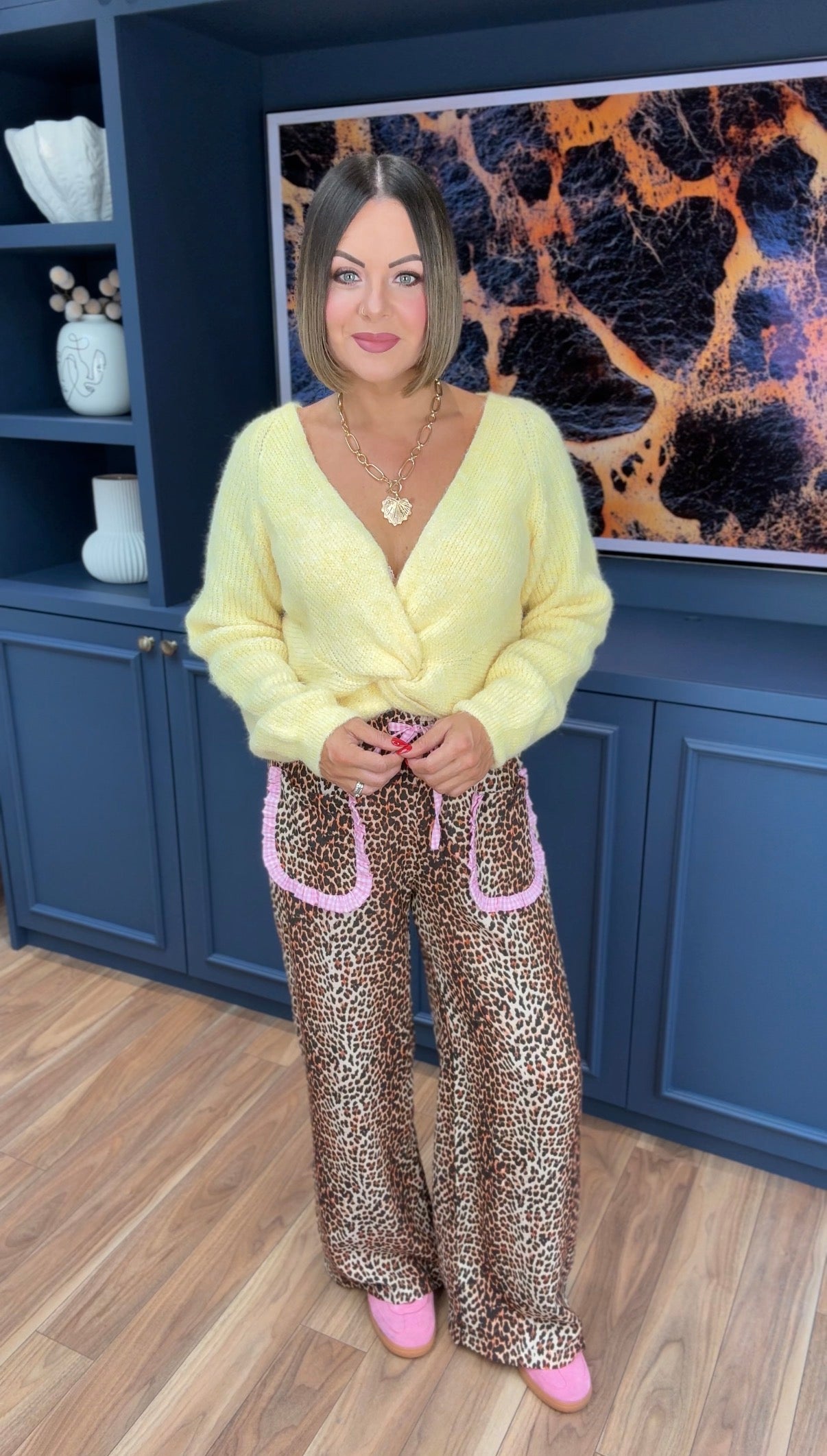 FRONT KNOT JUMPER CANARY YELLOW *New