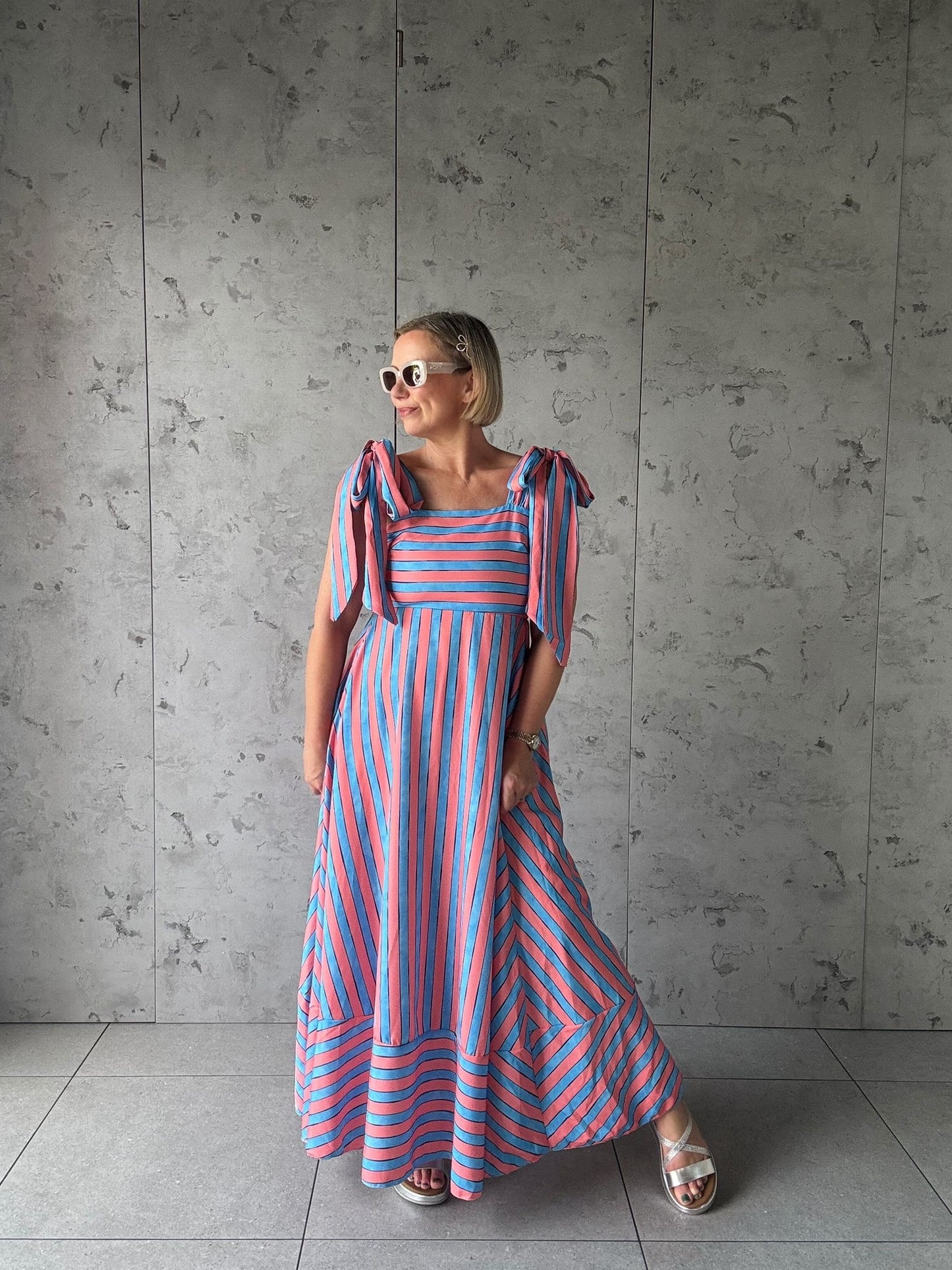 SALE SAMMI BOLD STRIPE MAXI DRESS PINK & BLUE