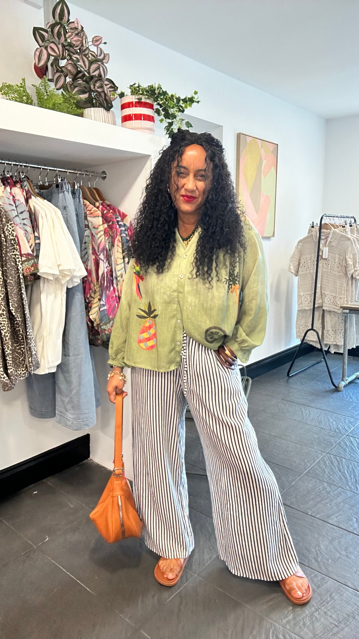 SALE FUN & FRUITY 🍍TROPICAL BLOUSE OLIVE GREEN