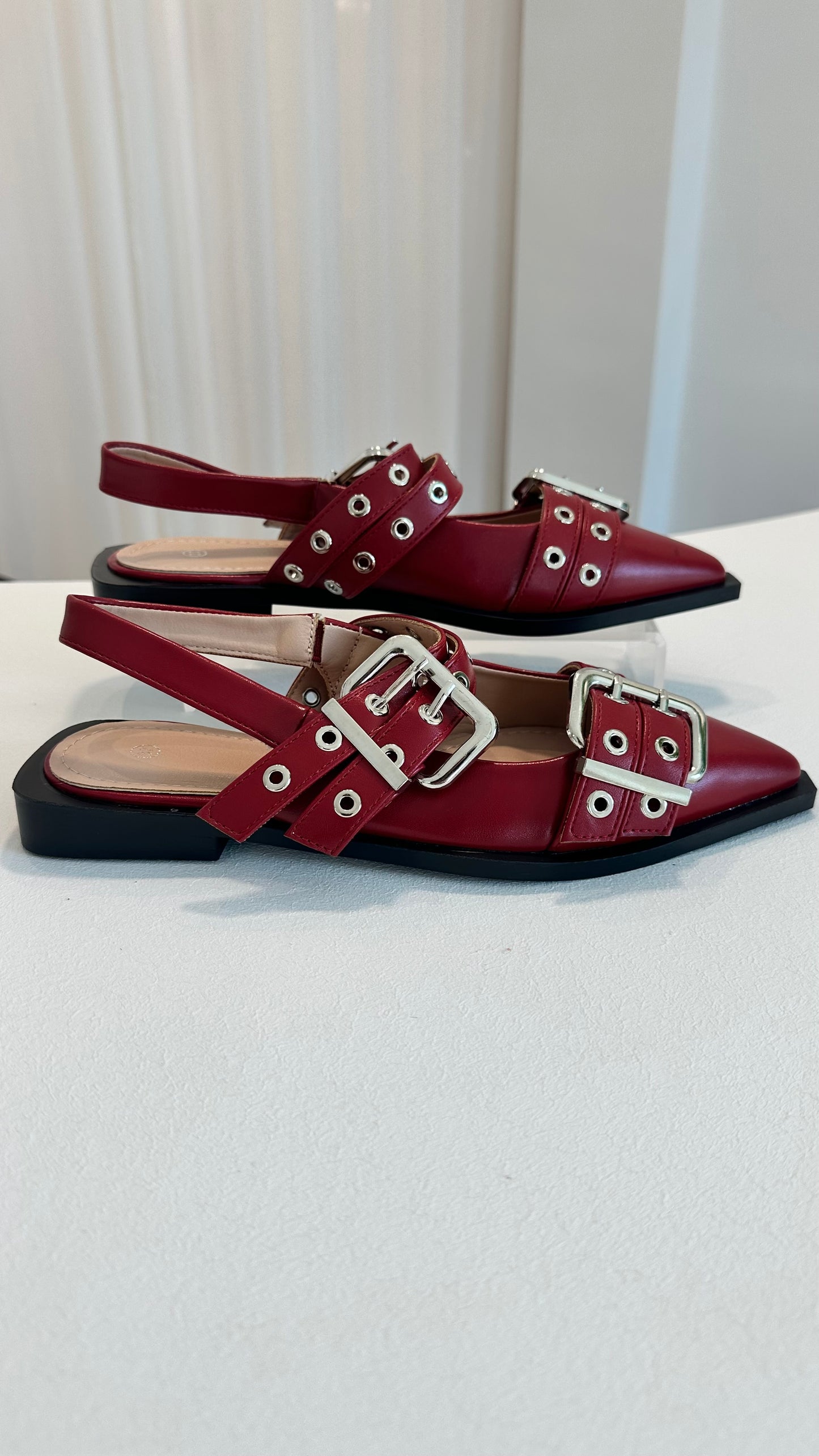 DANNI BUCKLE BALLERINA SHOE RED MO-31 *New