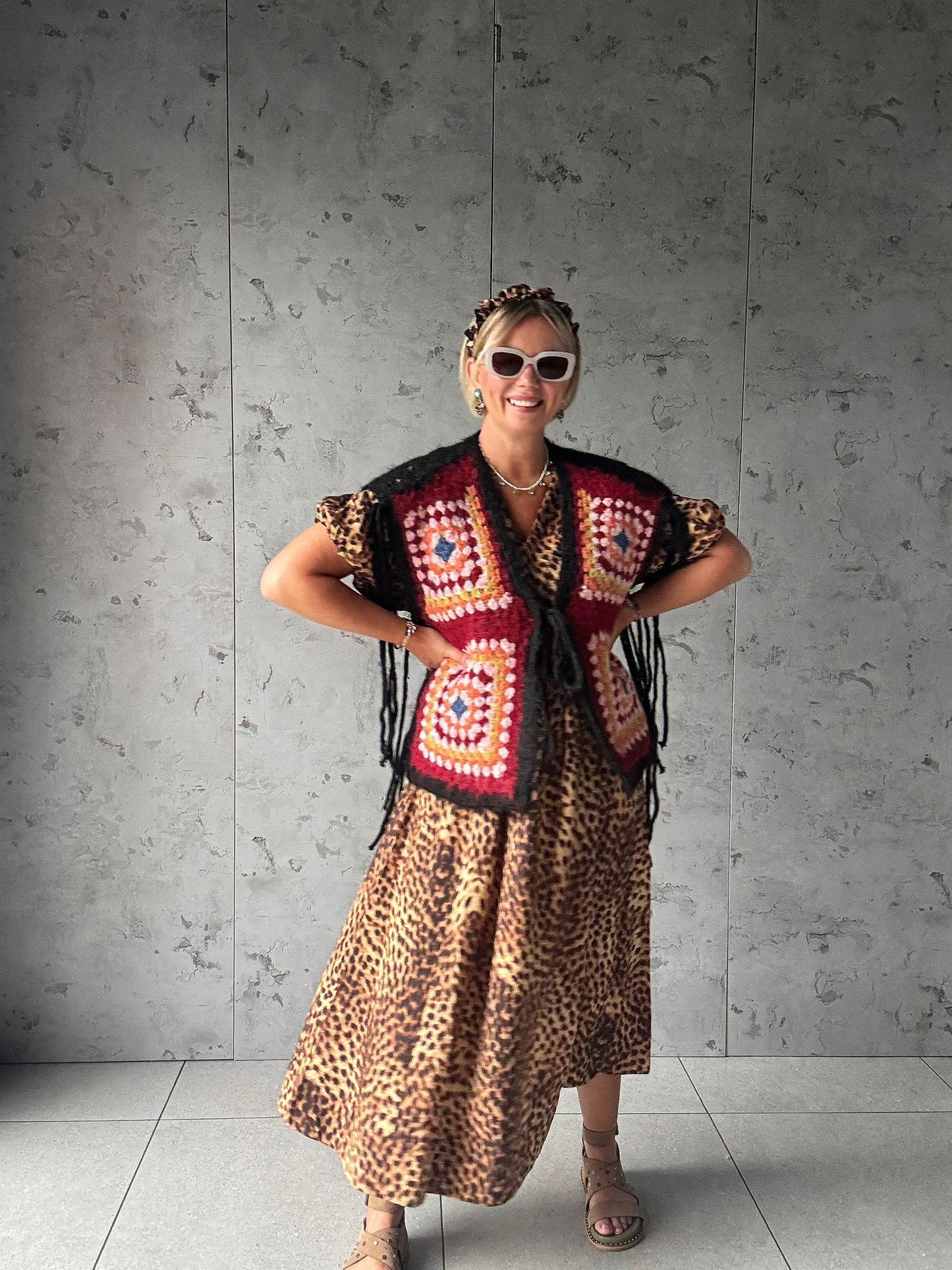 NAVAJO TASSEL OVERSIZED WAISTCOAT BLACK *New