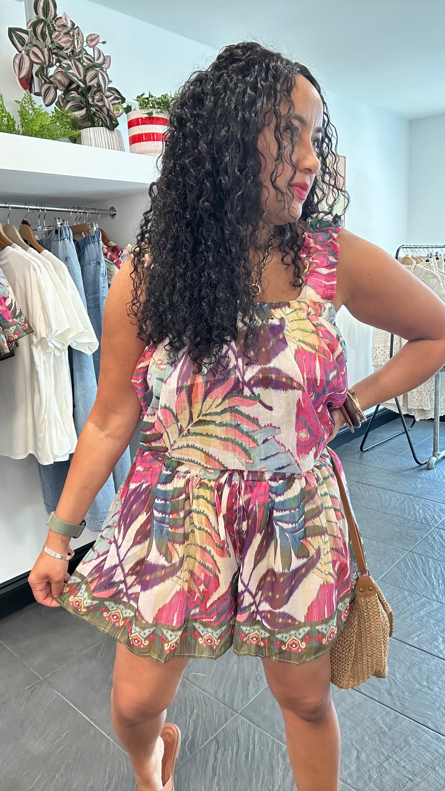 CLEO TROPICAL SHORTS *New