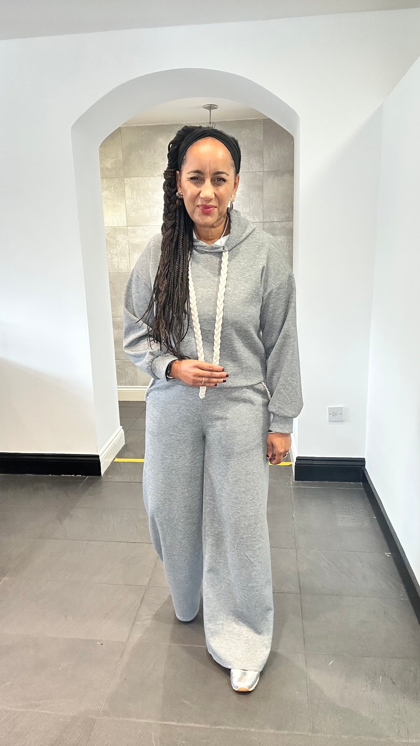 HAYLEY HOODIE & JOGEER BOTTOM COORD SET GREY *New