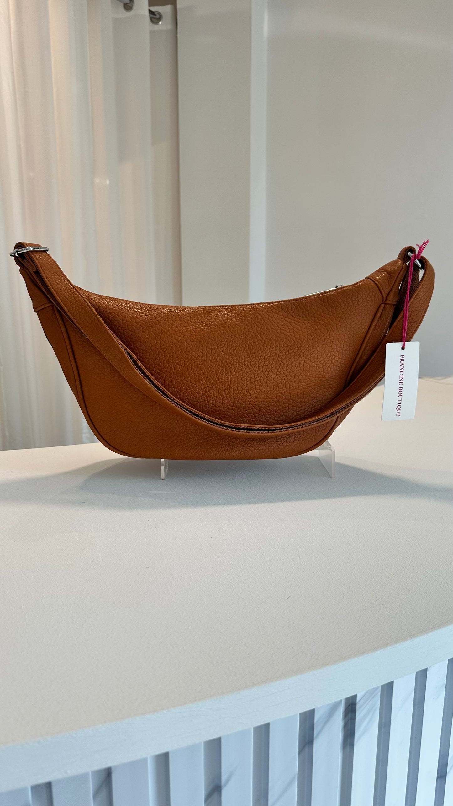 FAUX LEATHER BUM BAG TAN *New