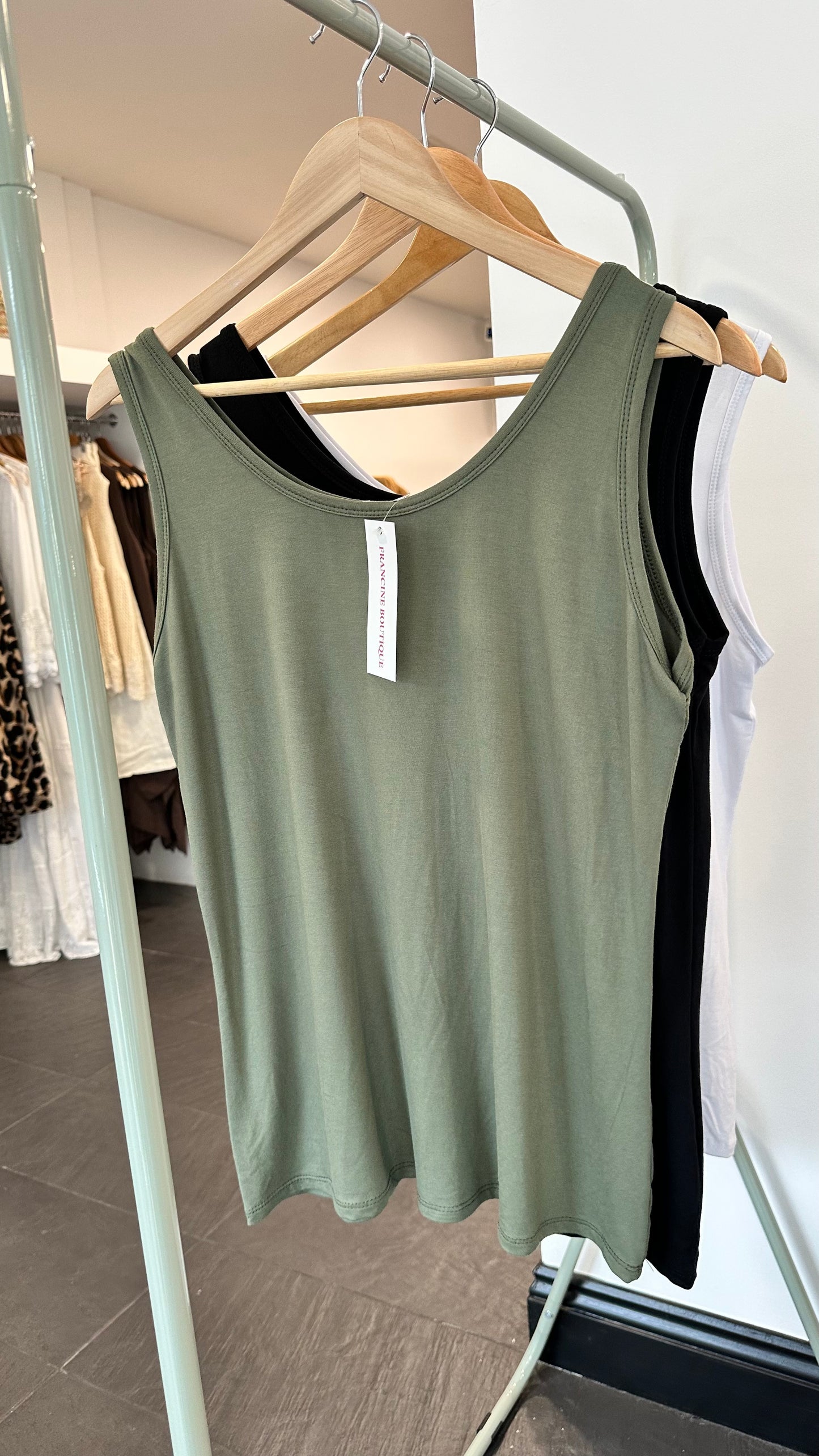 BOBBIE VEST KHAKI