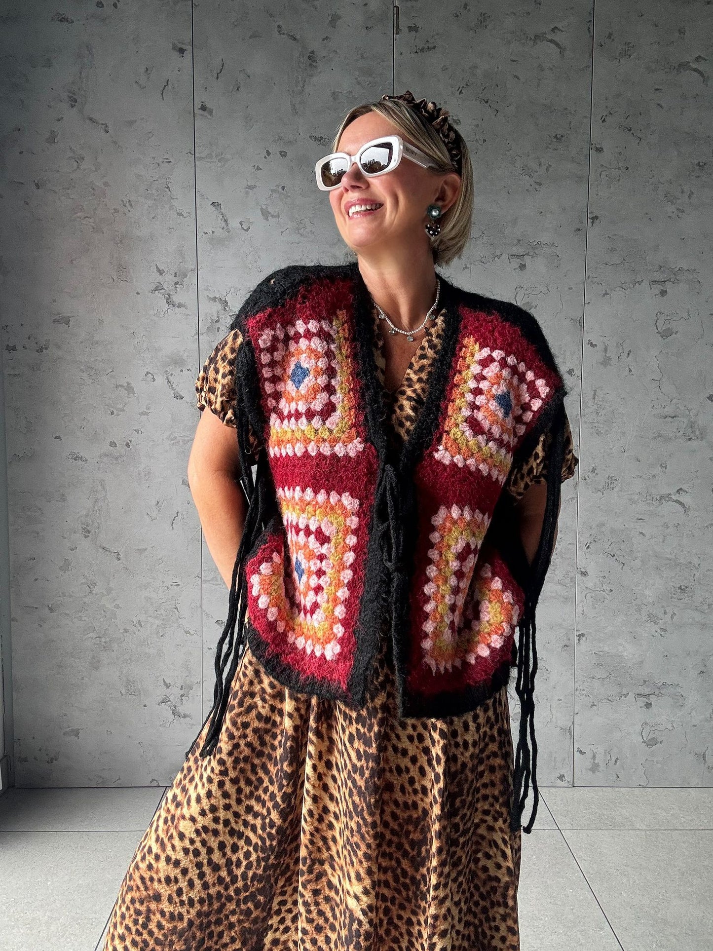 NAVAJO TASSEL OVERSIZED WAISTCOAT BLACK *New