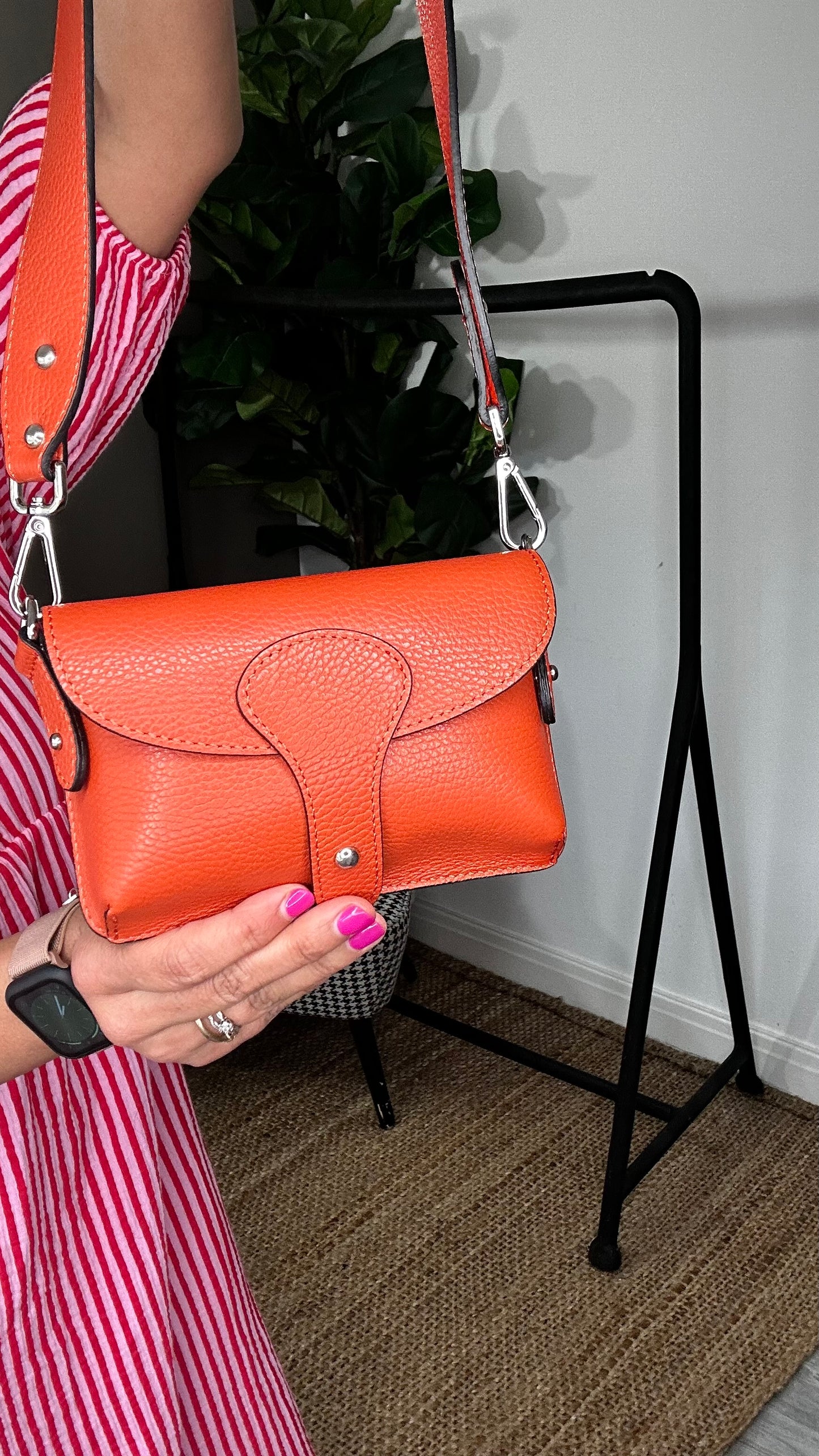 GENUINE LEATHER CROSS BODY BAG ORANGE