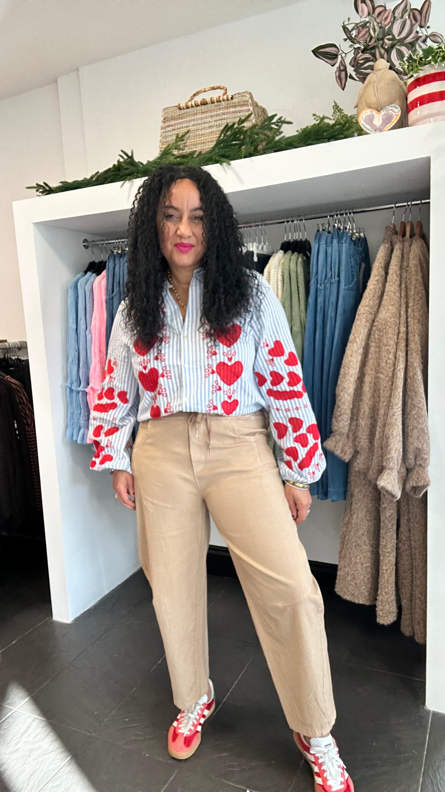 WHITNEY BARREL LEG TROUSERS SAND *New