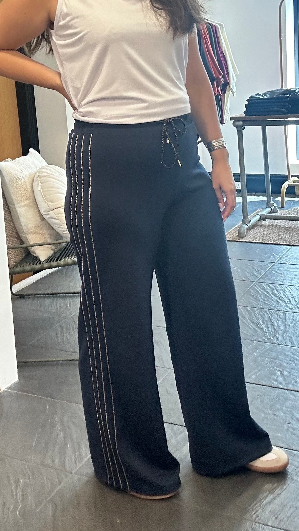 WIDE LEG JOGGERS GOLD TRIM NAVY *New