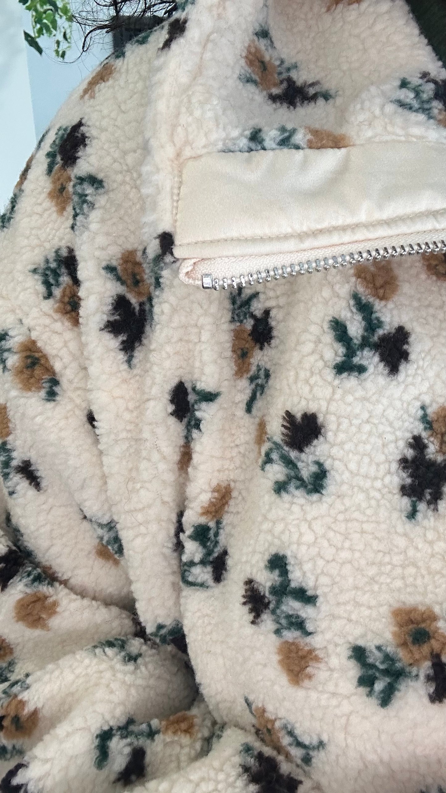 KENDAL TEDDY PARKA FLORAL & CREAM *New