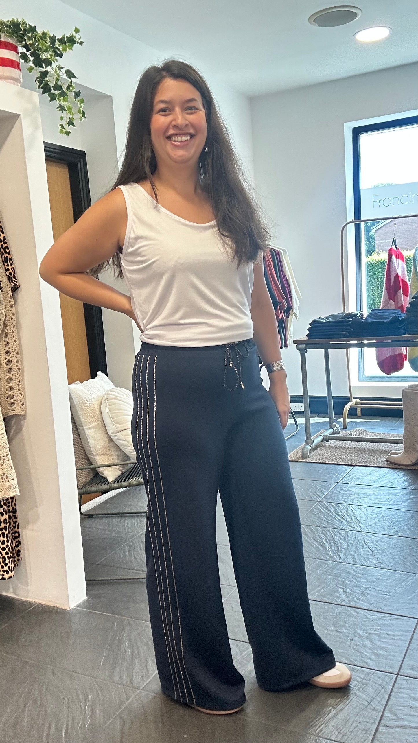 WIDE LEG JOGGERS GOLD TRIM NAVY *New