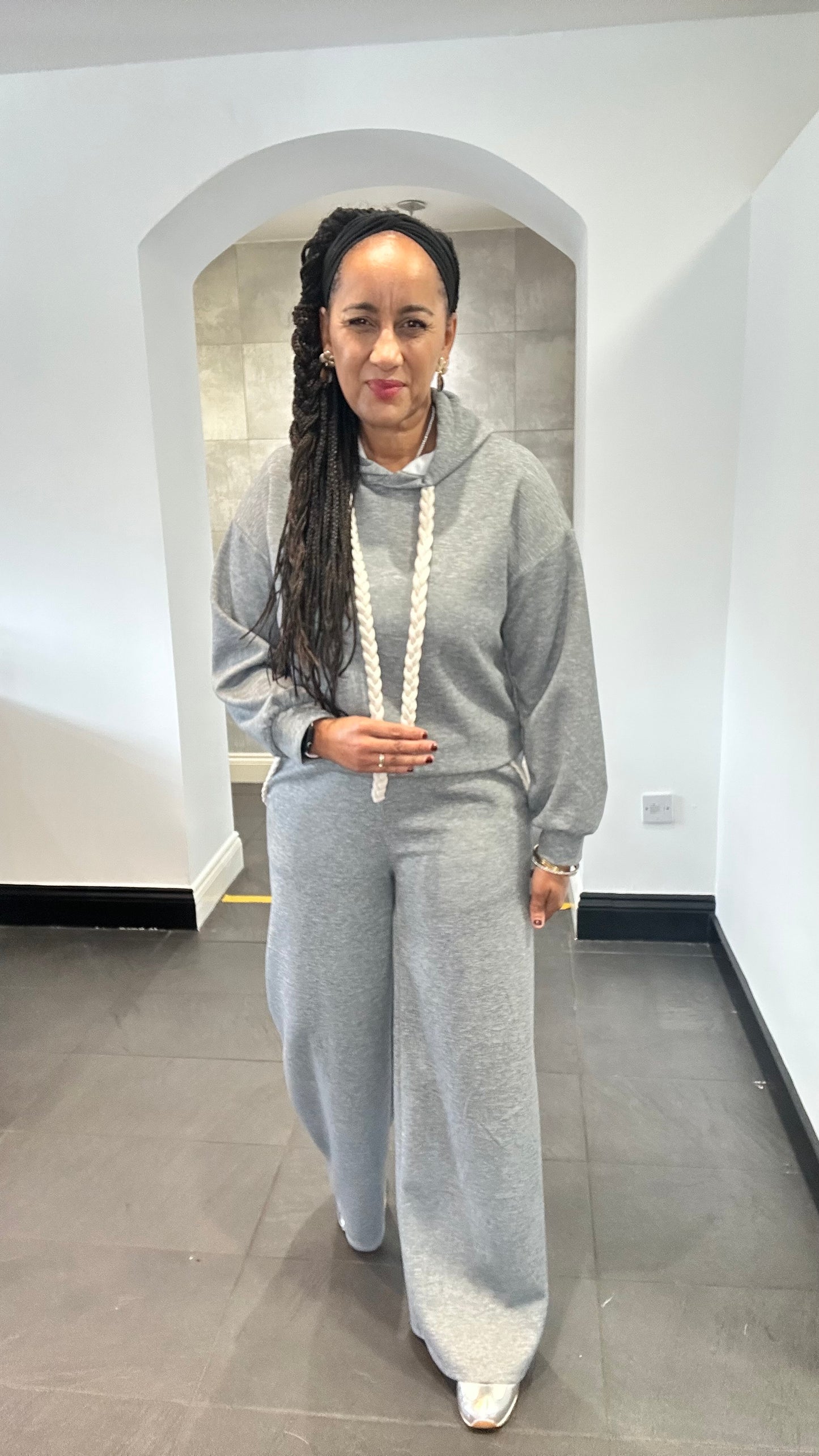 HAYLEY HOODIE & JOGEER BOTTOM COORD SET GREY *New