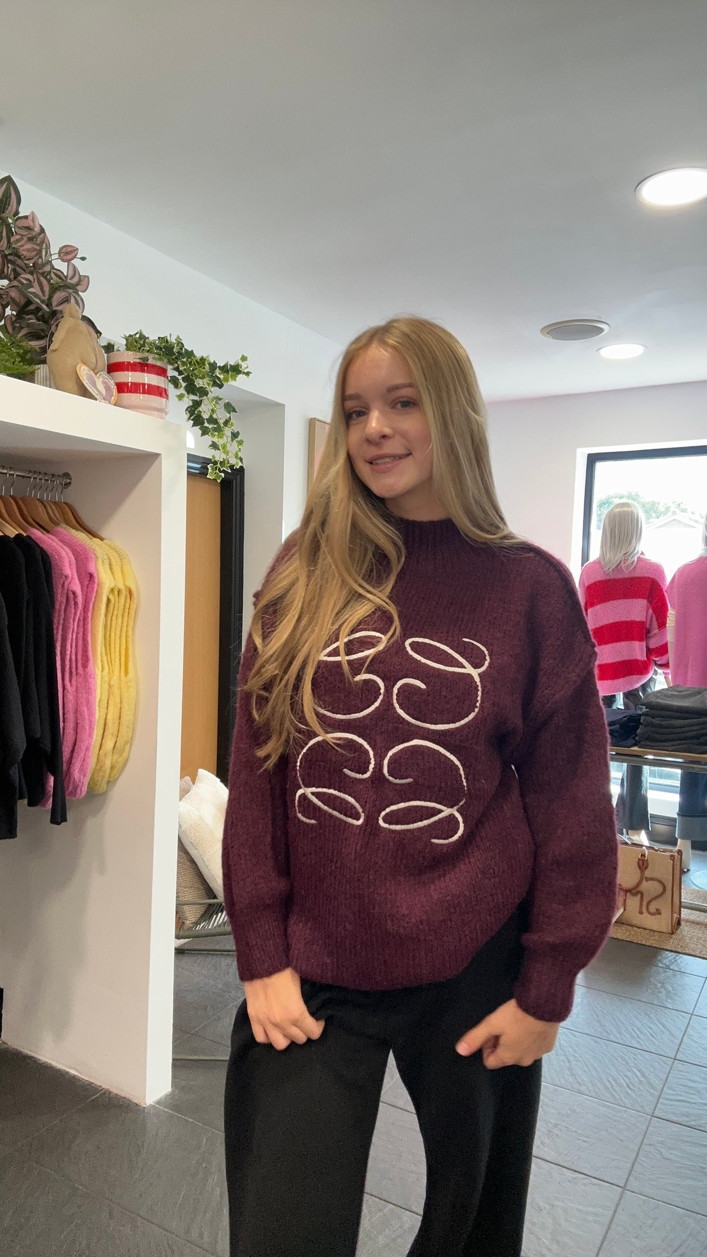 EVIE EMBROIDERY STITCH JUMPER BURGUNDY *New