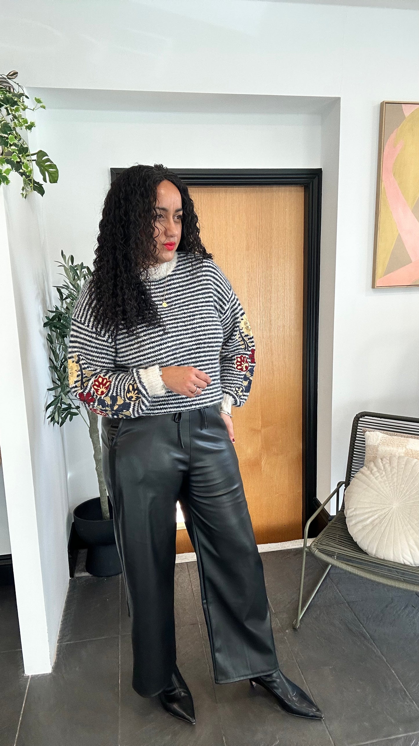 TRIXI FAUX LEATHER TROUSERS BLACK *New