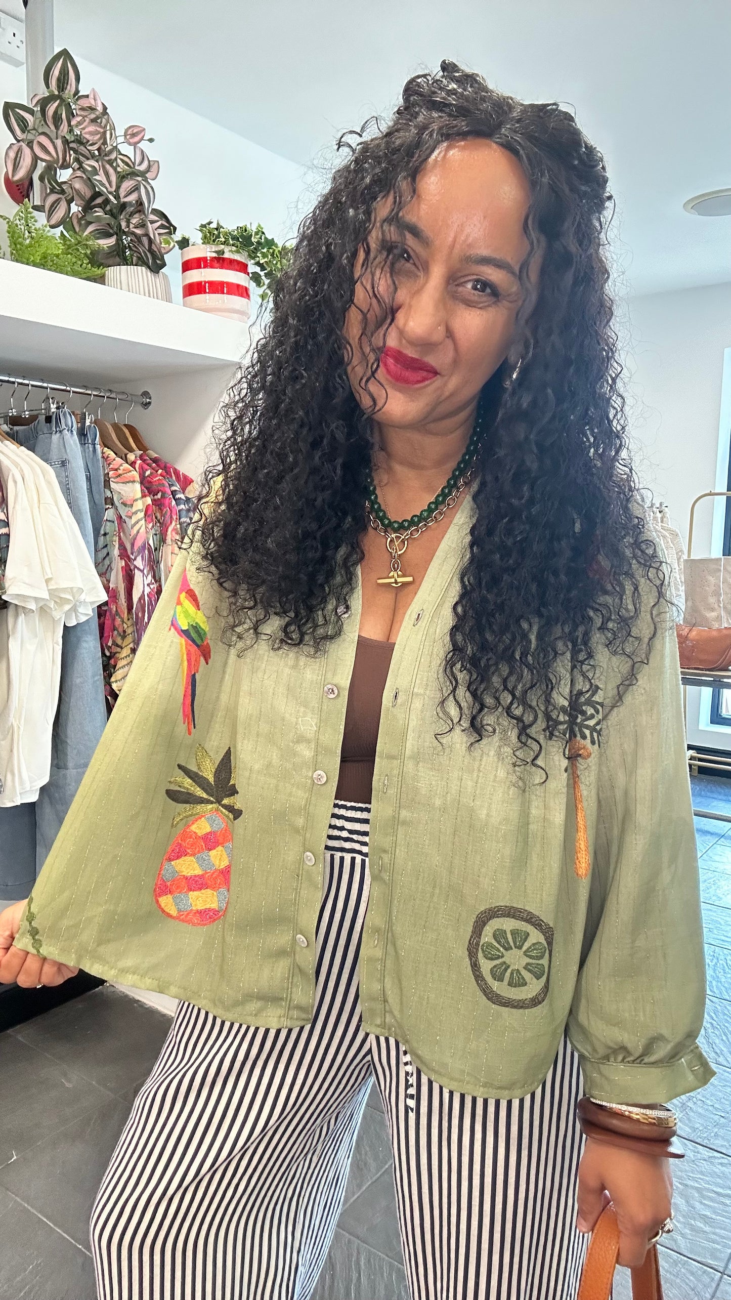 SALE FUN & FRUITY 🍍TROPICAL BLOUSE OLIVE GREEN