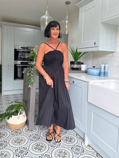 MELANIE SHEARED MAXI DRESS BLACK *New