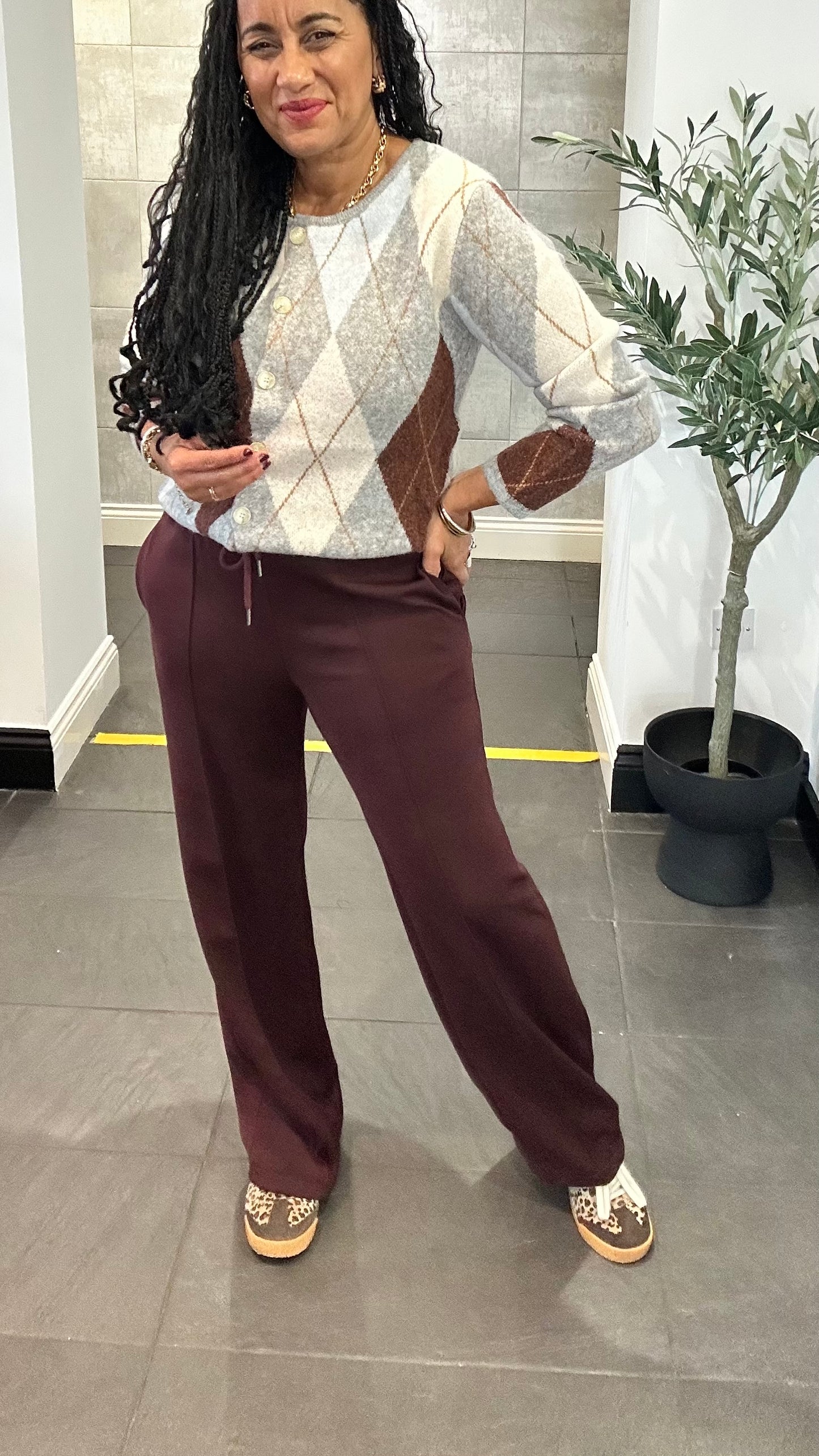 TAILORED STRAIGHT LEG PONTE JOGGER DEEP BURGUNDY *New