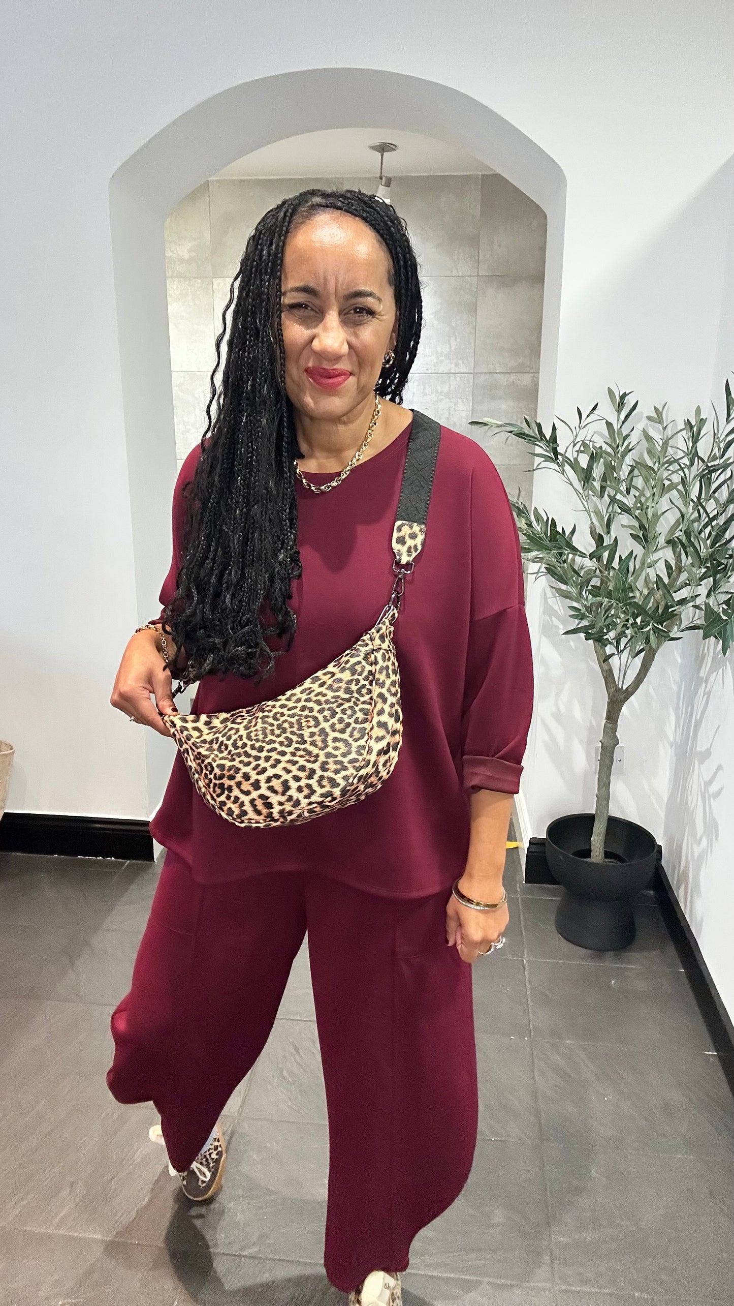 DEBORAH POCKET BARELL LEG JOGGERS / TROUSERS BURGUNDY *New