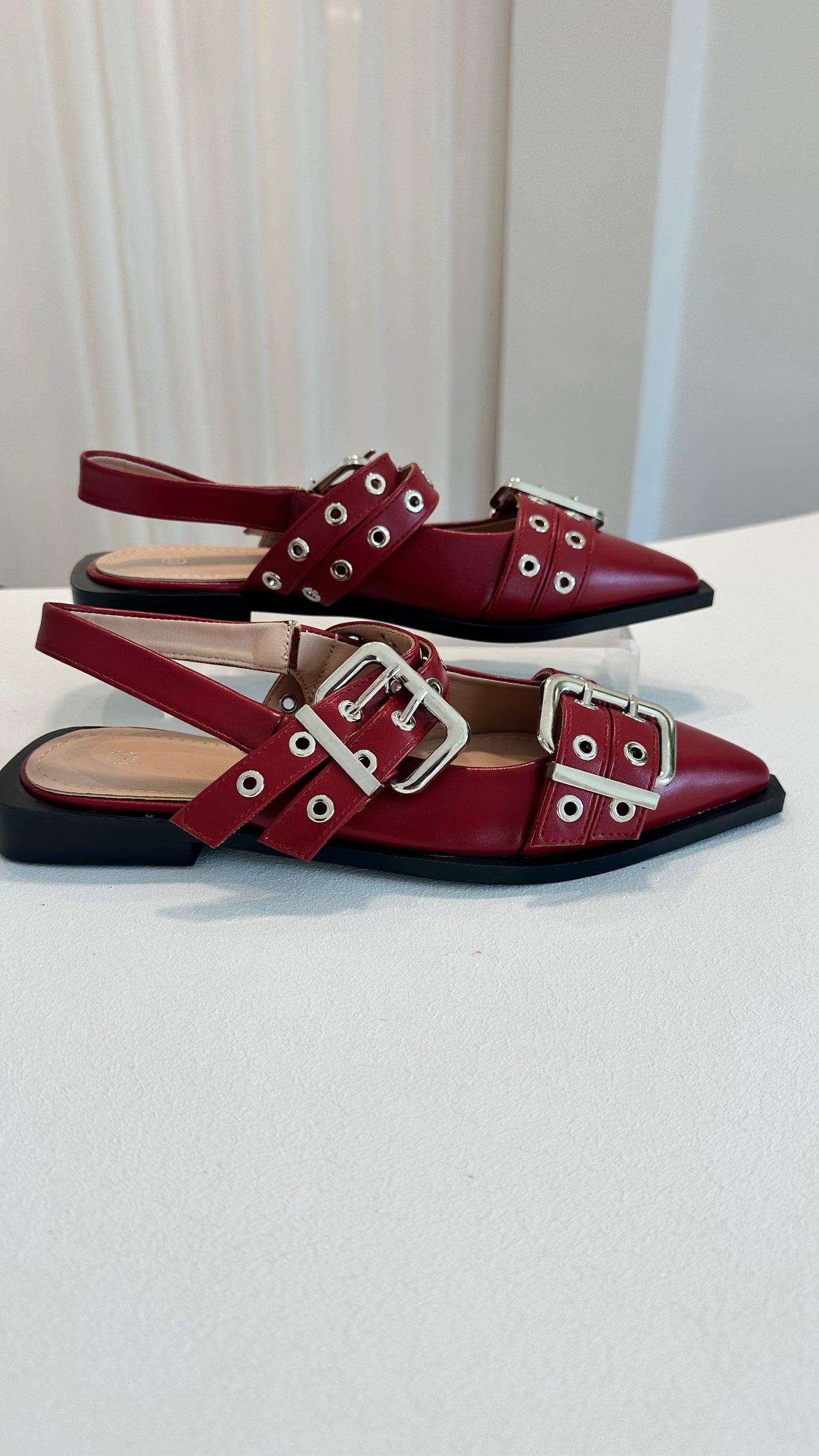 DANNI BUCKLE BALLERINA SHOE RED MO-31 *New