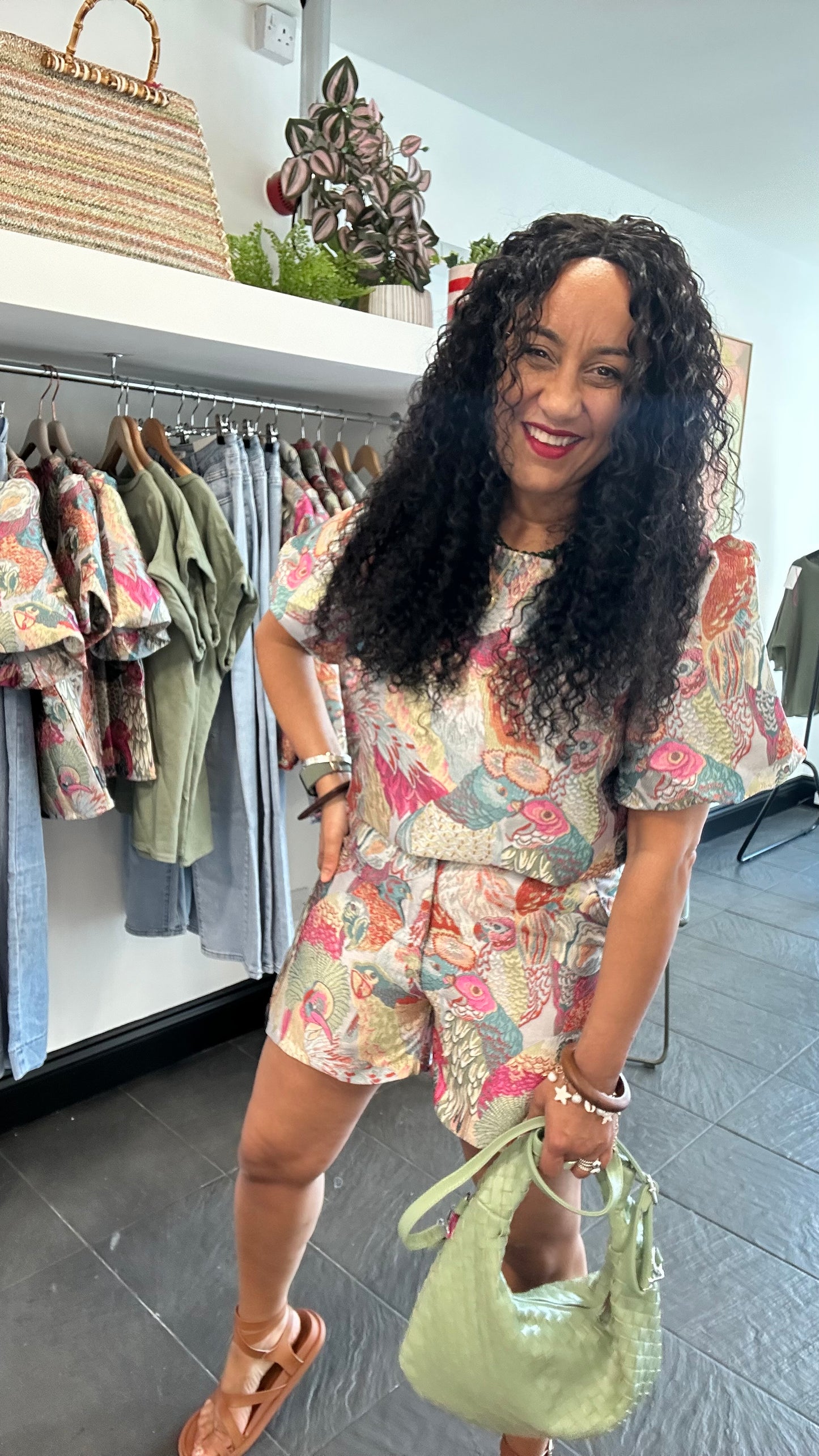 SALE PARROT 🦜 TAPESTRY SHORTS