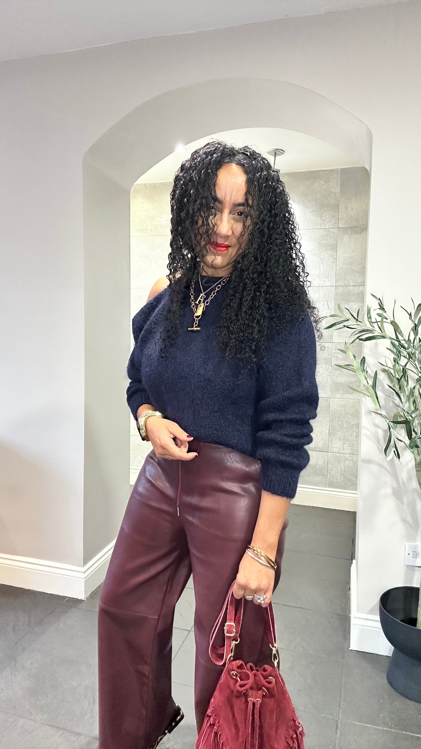 SALE EMMA LUXURY COLD SHOULDER KNITWEAR NAVY
