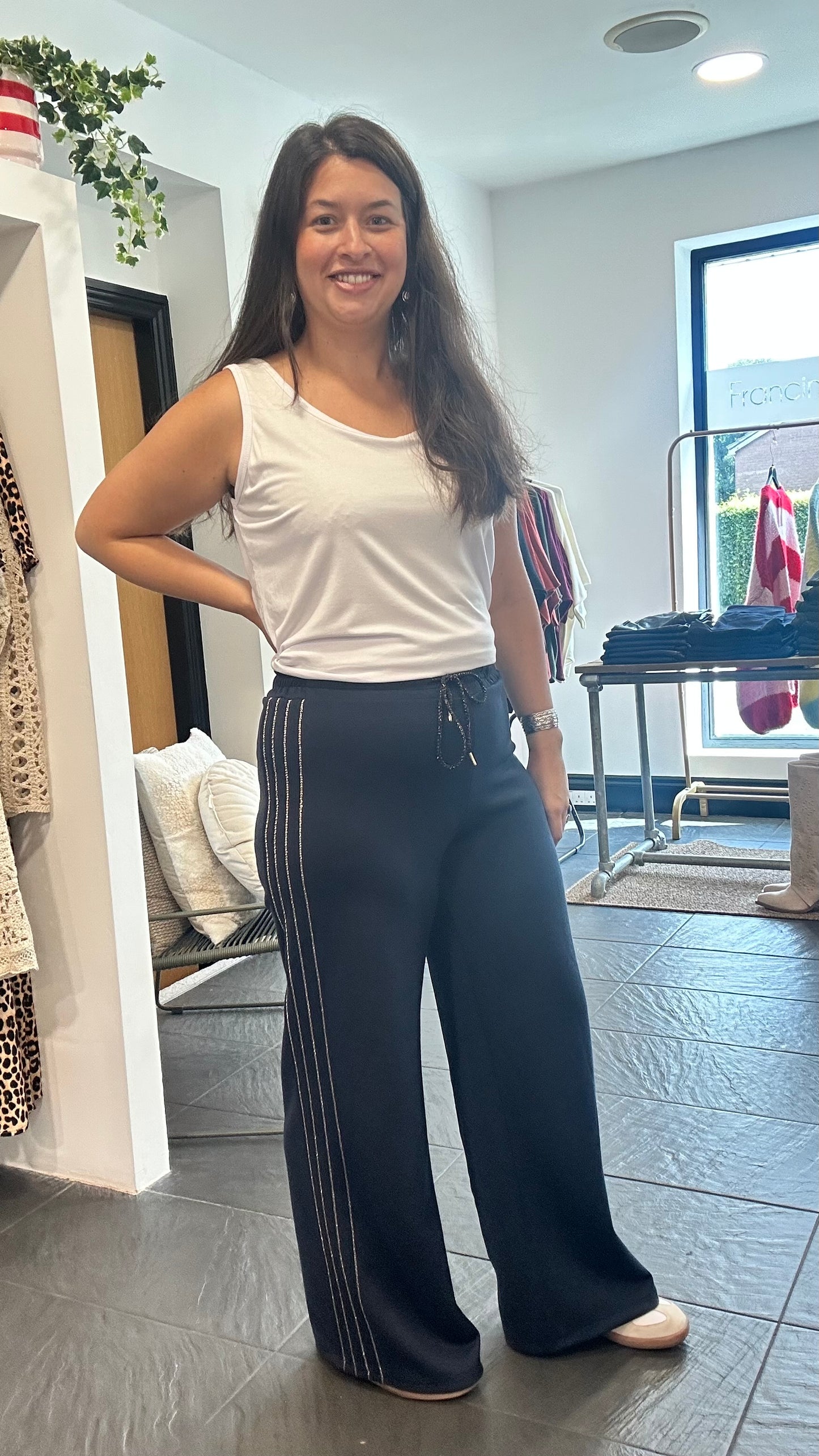WIDE LEG JOGGERS GOLD TRIM NAVY *New