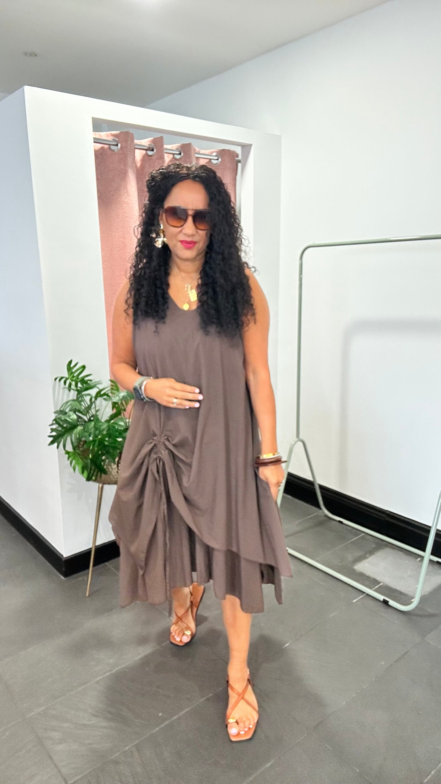 VIVIEN LAYERED MAXI DRESS CHOCOLATE *New