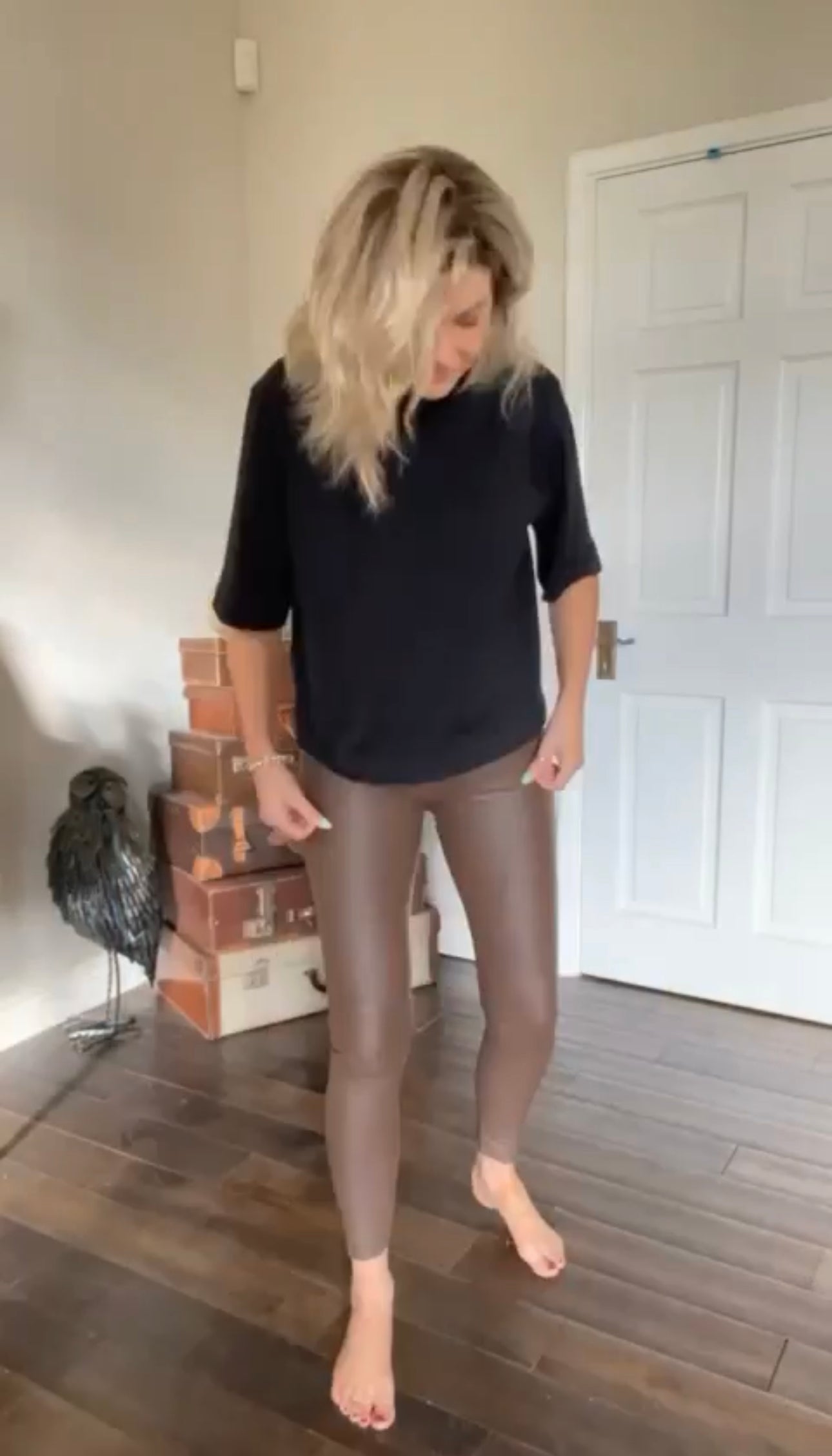 SALE HIGH WAISTED FAUX LEATHER LEGGINGS BROWN