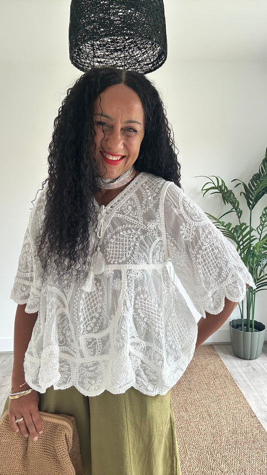 CHEVELLE BOHEMIAN EMBROIDERED TOP *New