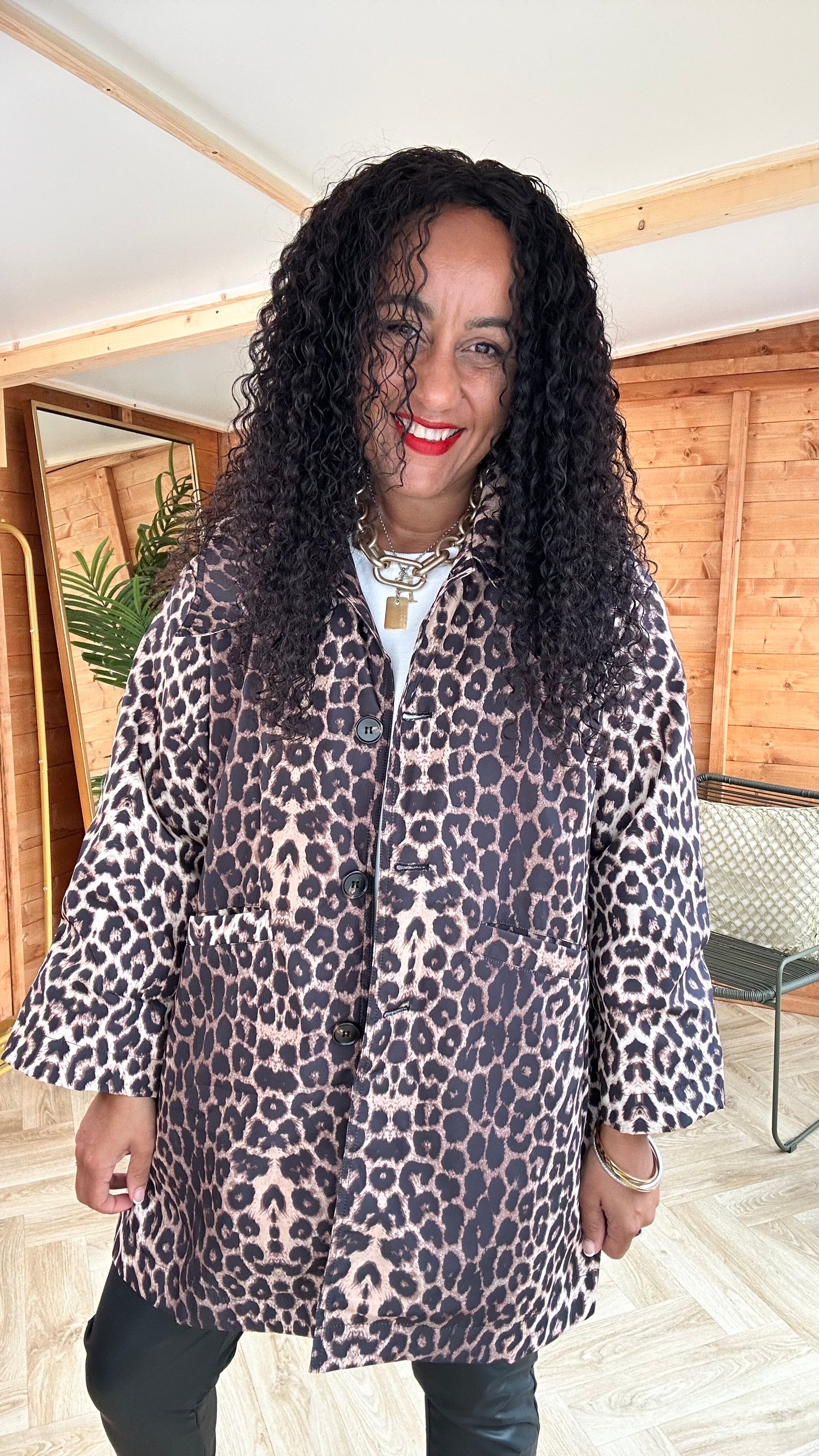 MADDERS LEOPARD JACKET / MAC WITH OVERSIZED COLLAR *New