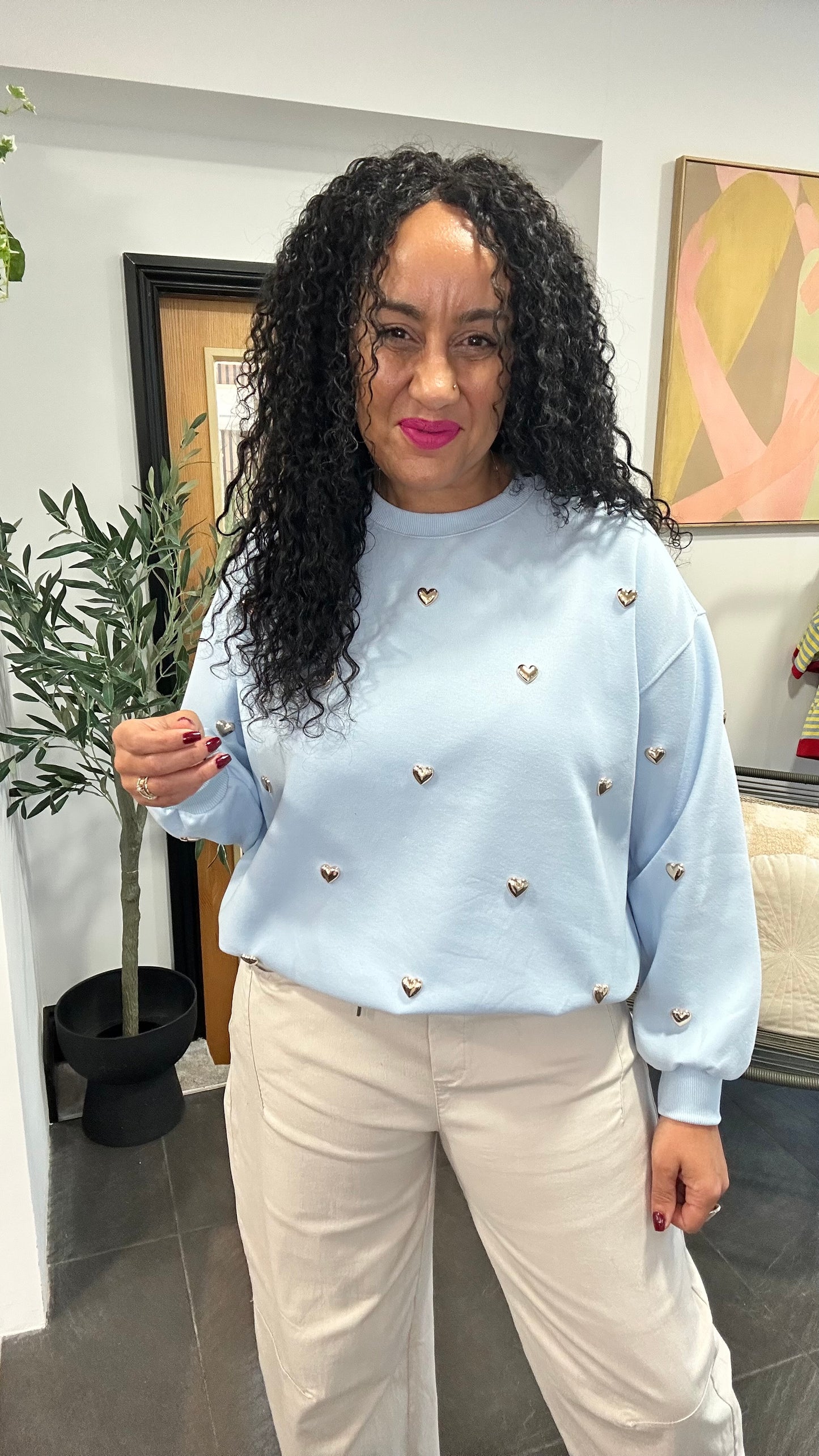 SALE HEART DETAIL SWEATSHIRT SKY BLUE