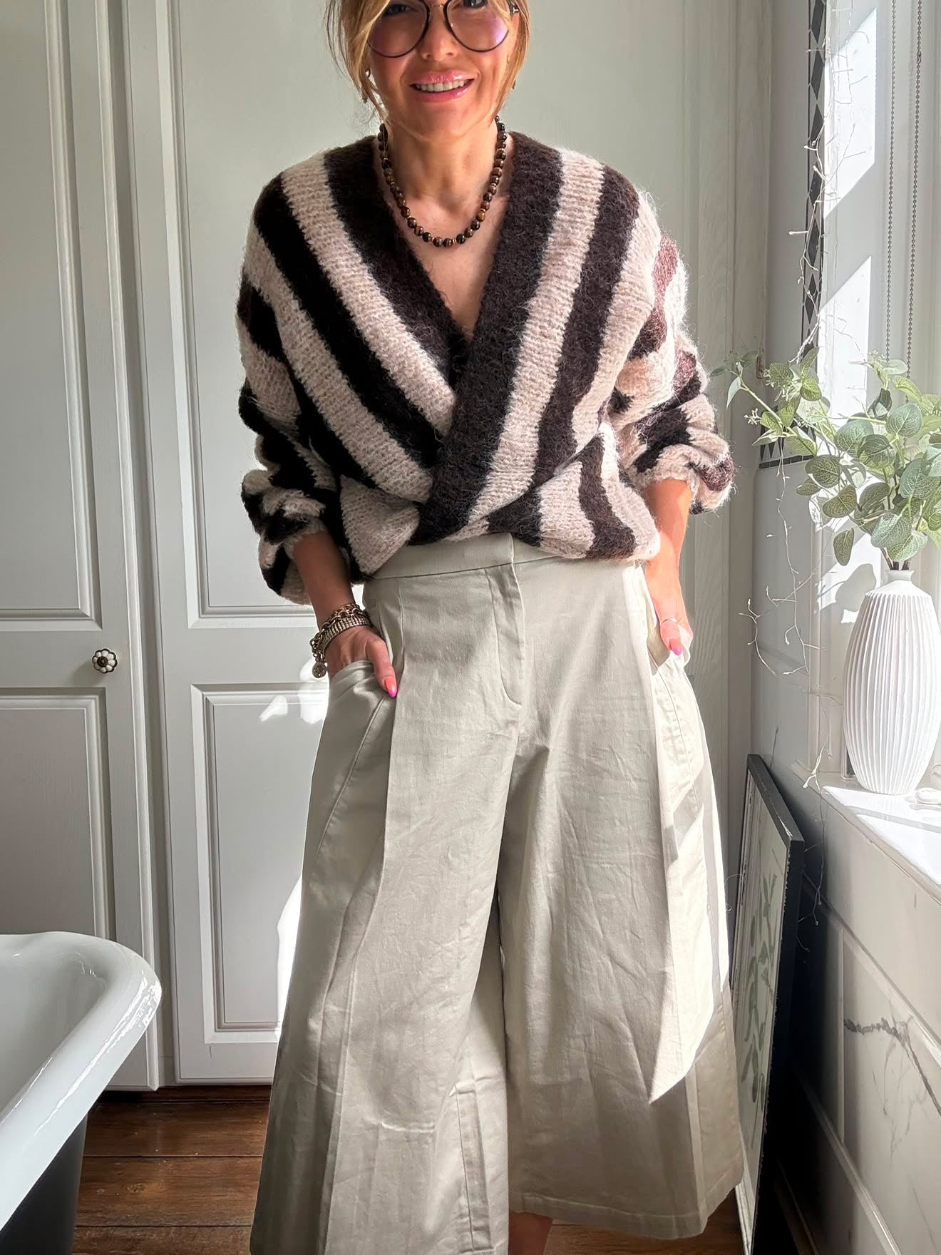 VESA STRIPE CARDIGAN CREAM & BROWN *New