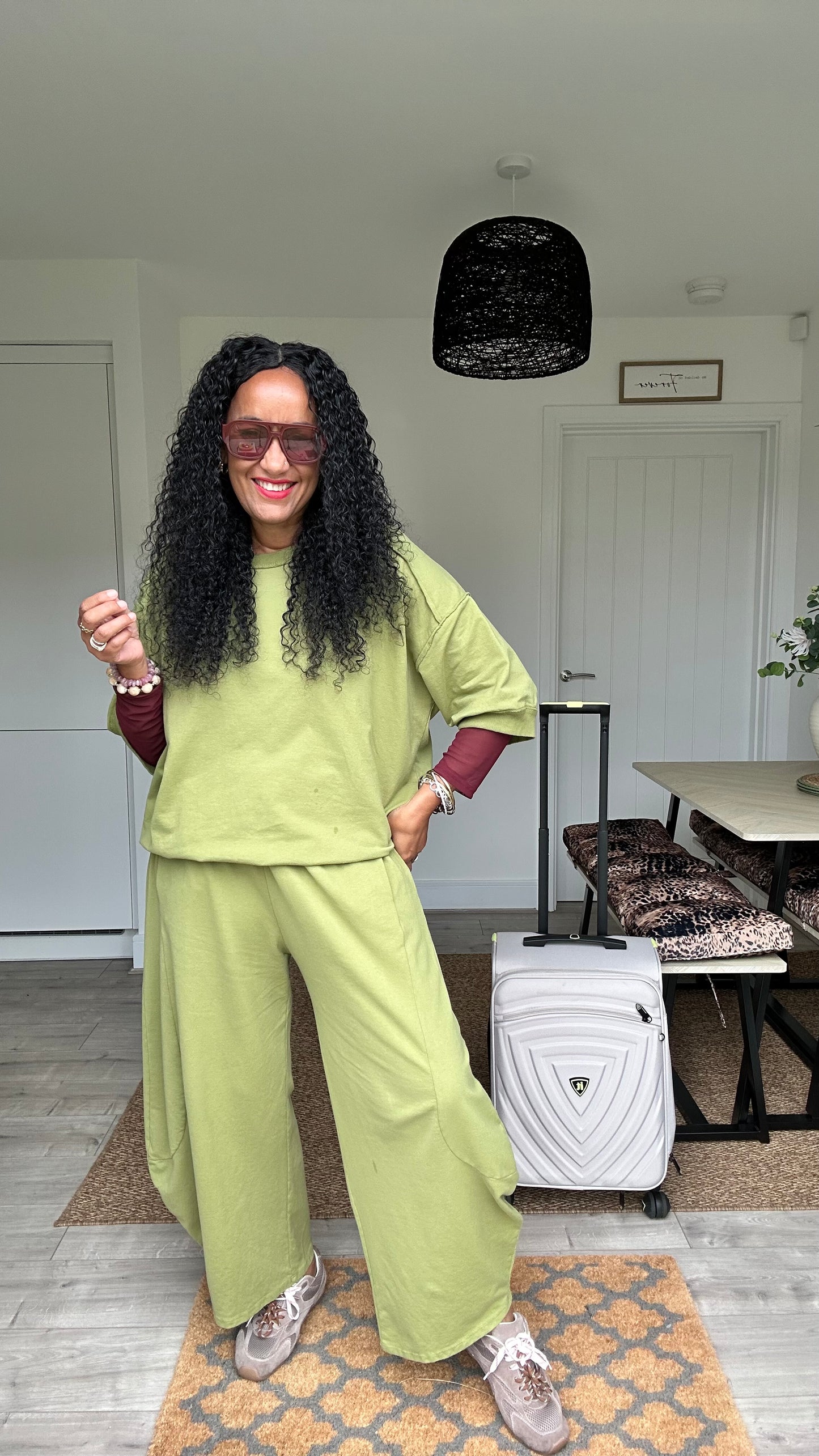 DEBORAH SWEAT TOP LIME GREEN *NEW