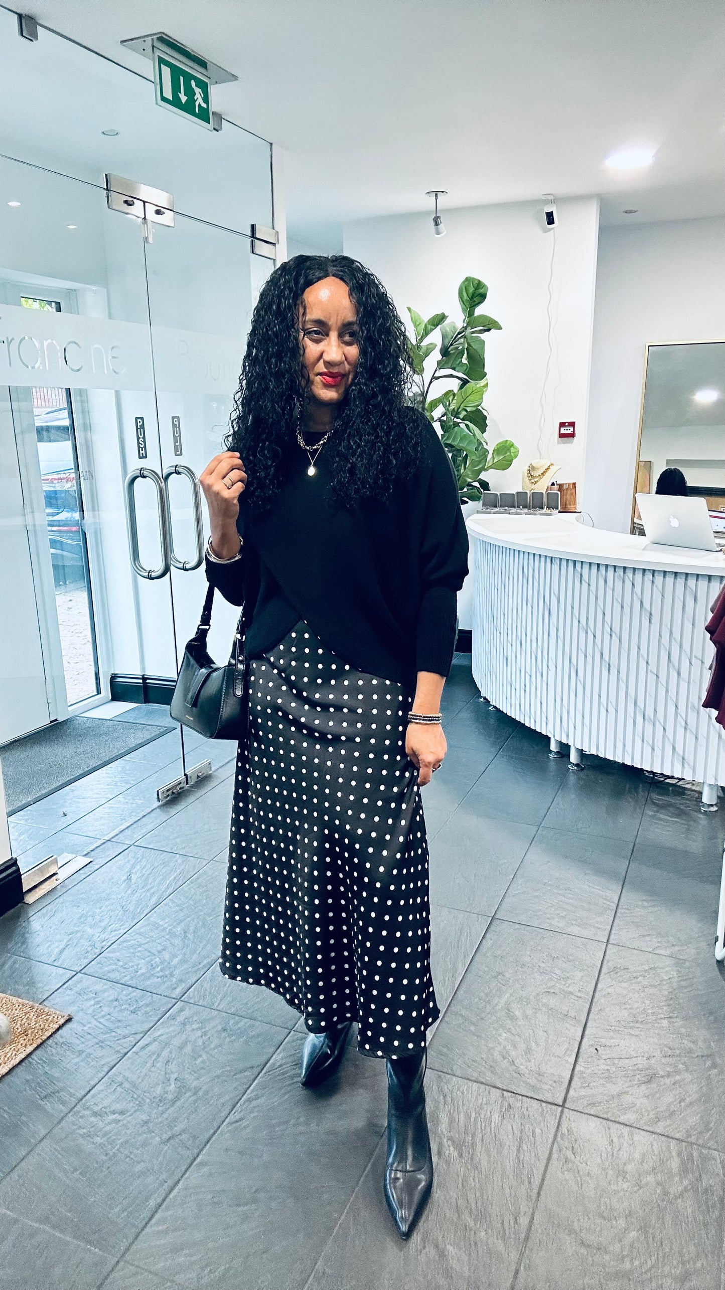 POLKA DOT SATIN FEEL PRINT SKIRT BLACK *New