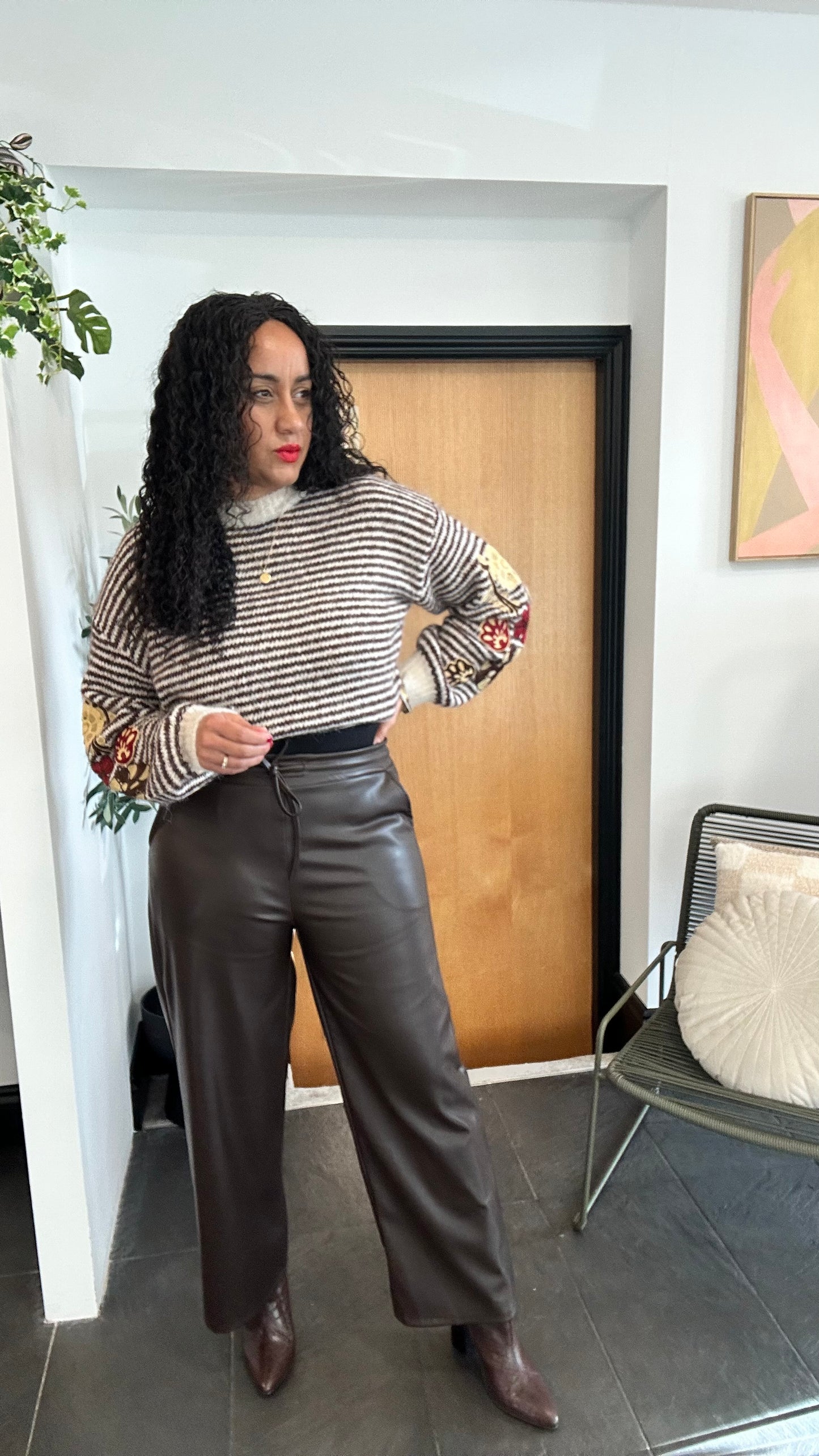 CONISTAN FLORAL SLEEVED JUMPER BURGUNDY *New