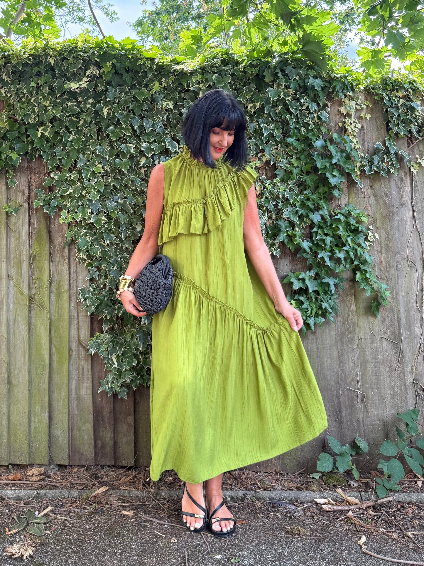 FLOWETRY FRILL MAXI DRESS OLIVE 🫒 GREEN *New