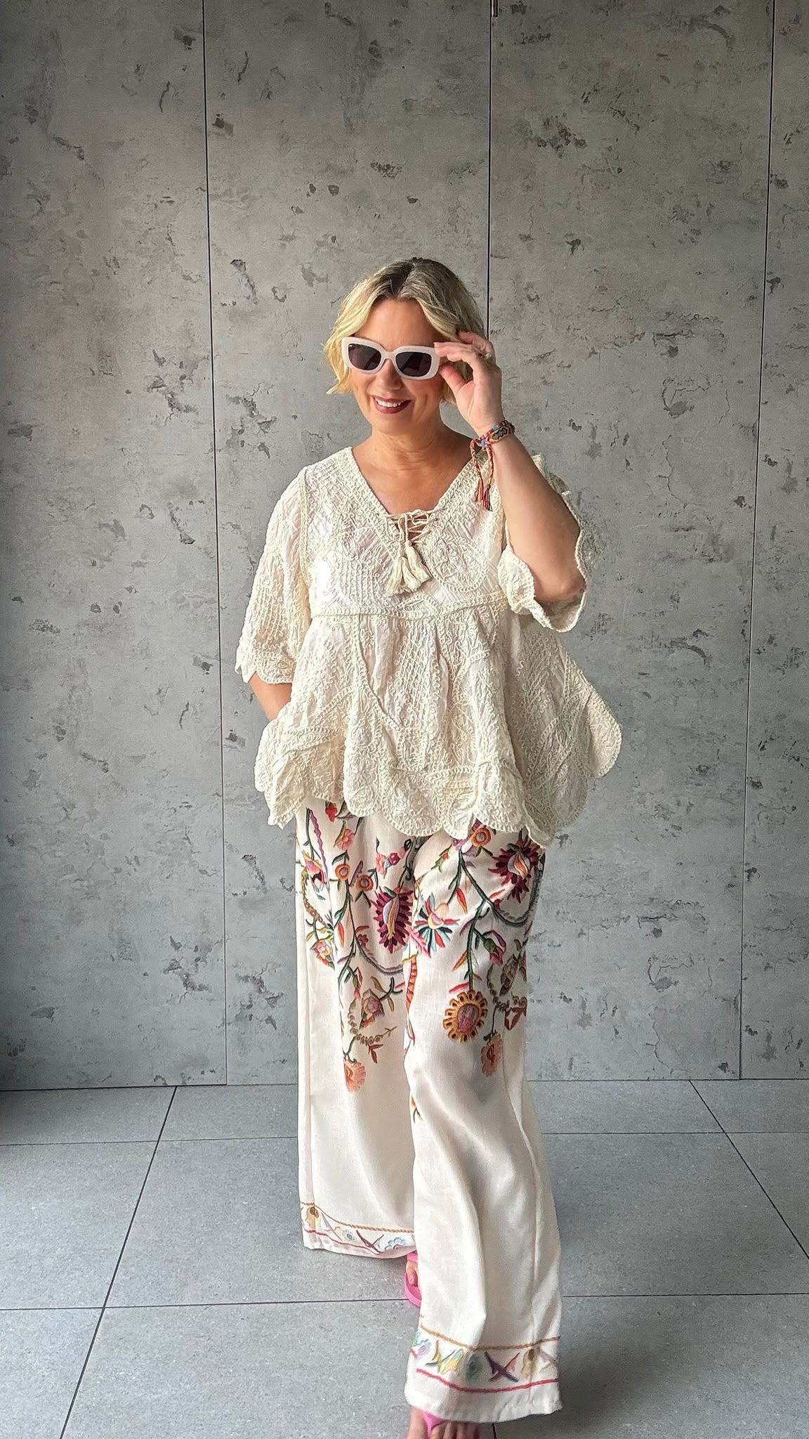CHEVELLE BOHEMIAN EMBROIDERED TOP IVORY *New