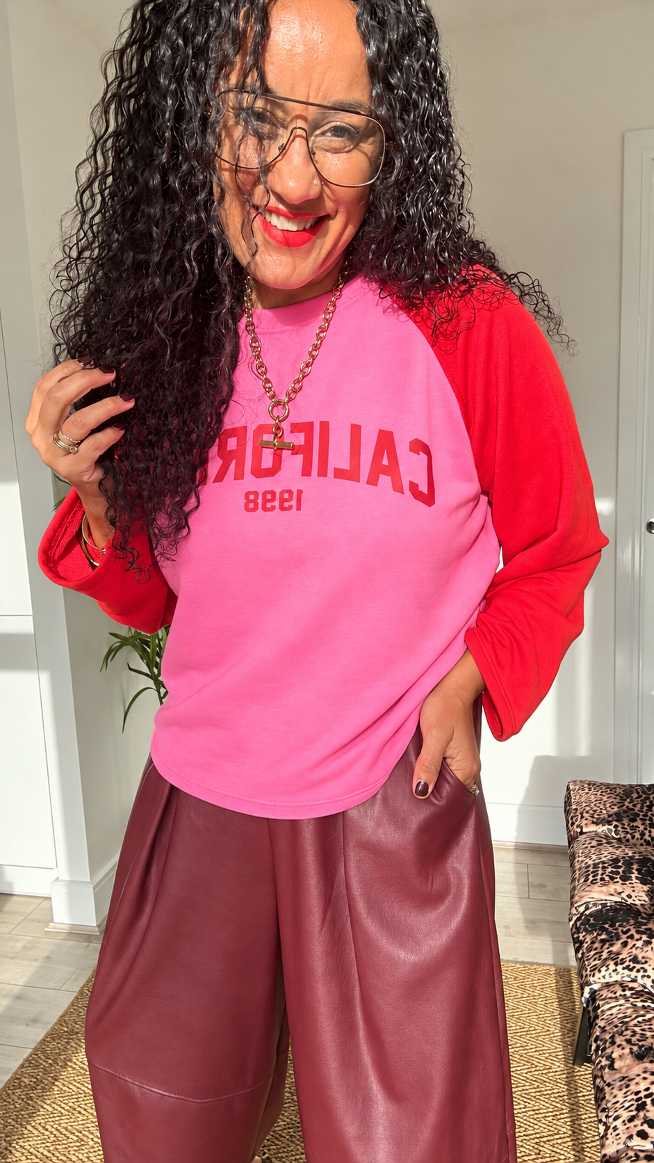 CALIFORNIA RAGLAN SWEATER PINK & RED *New